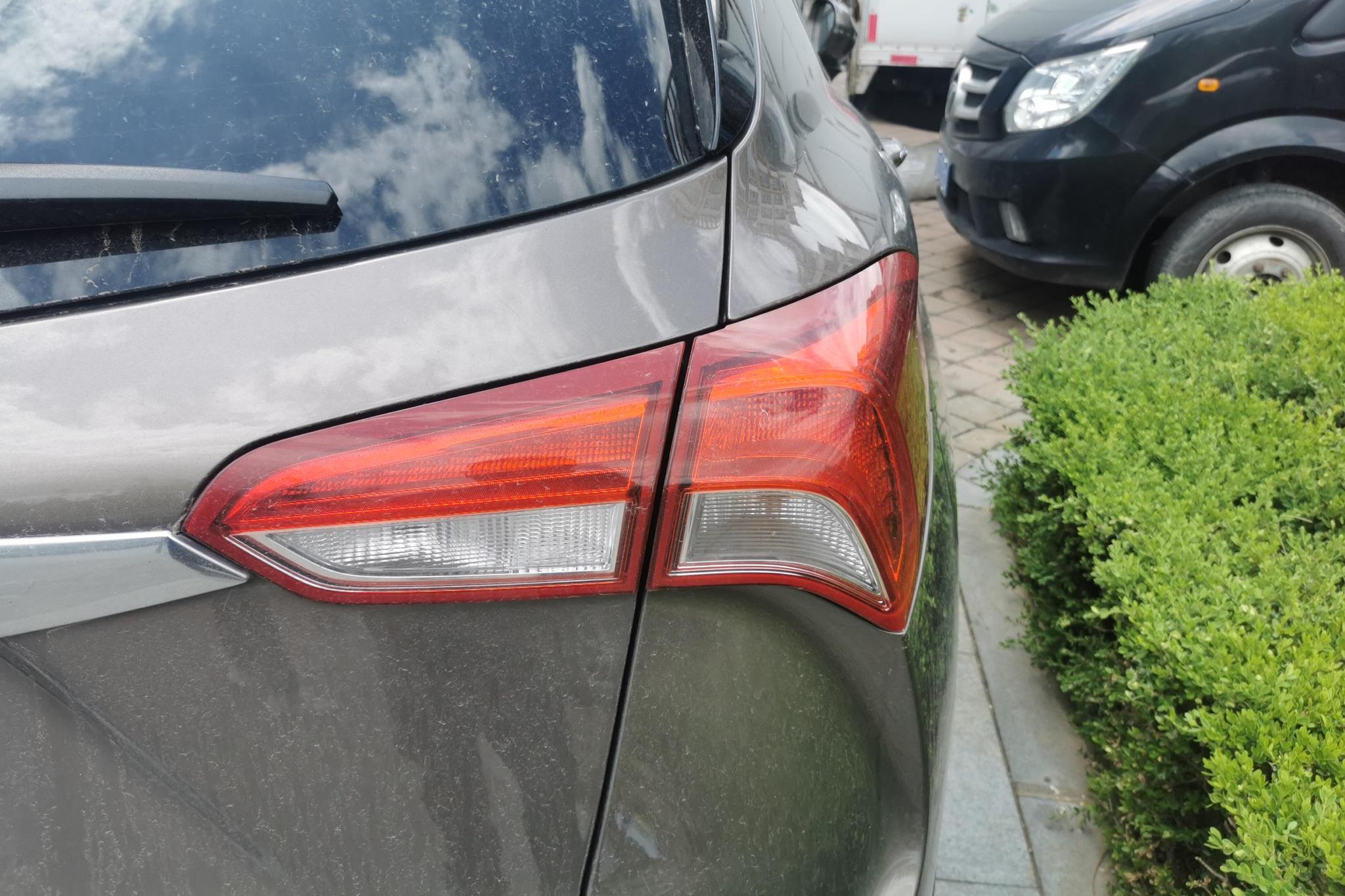 Buick Envision 2018 28T Sport Flagship