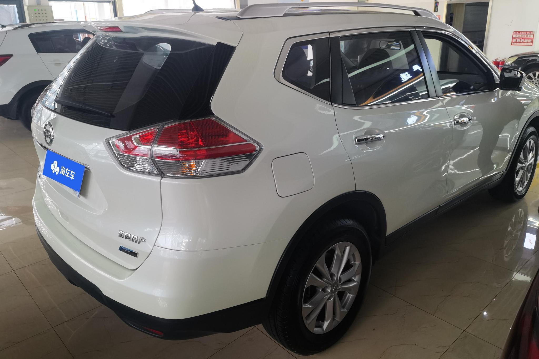 Nissan X-Trail 2014 2.0L CVT Fashion 2WD