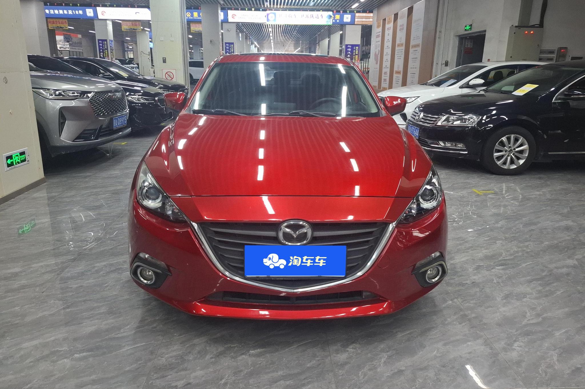 Mazda Mazda3 3 2016 1.5L AT Luxury