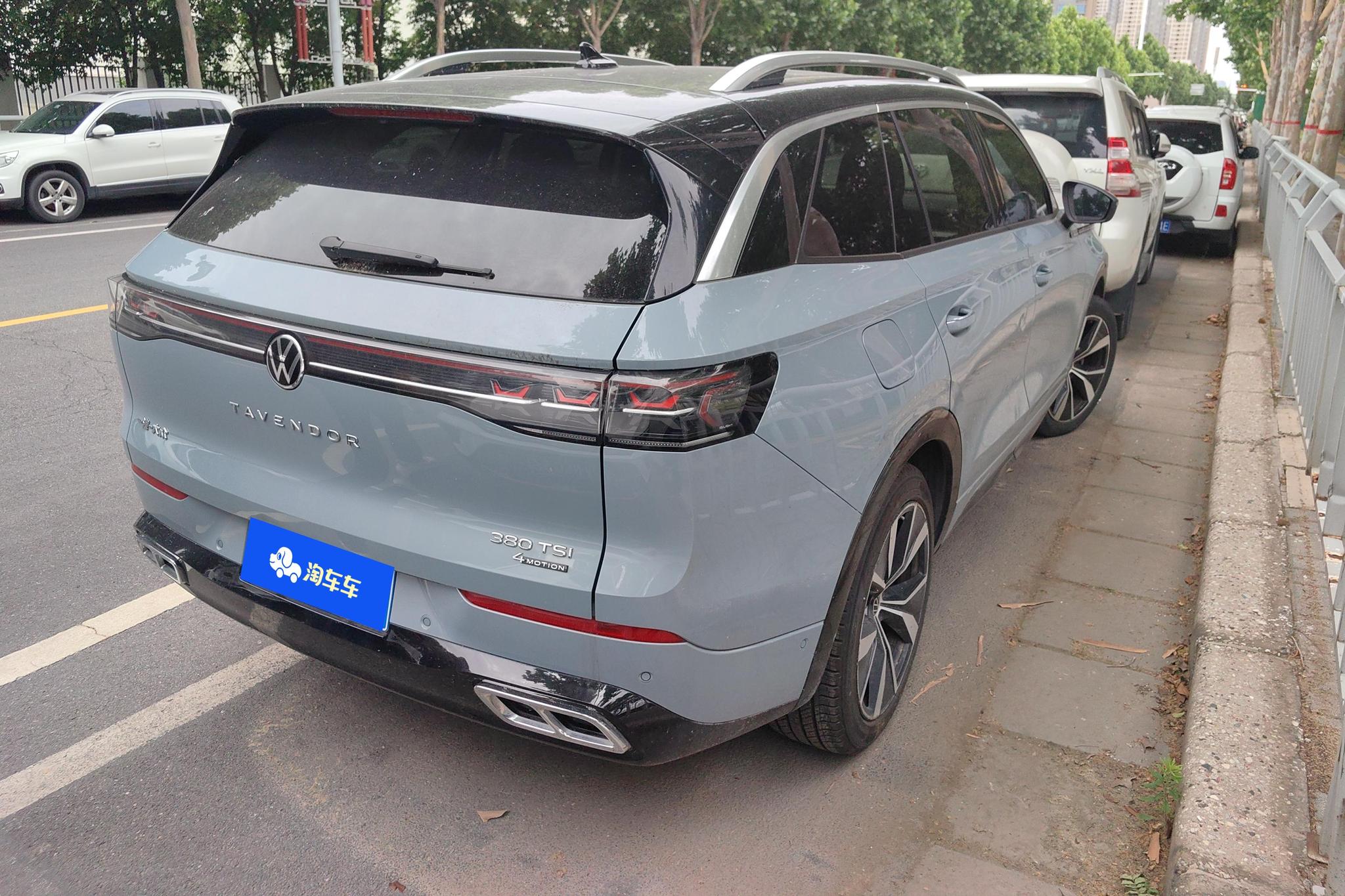 Volkswagen Tavendor 2023 380TSI R-Line