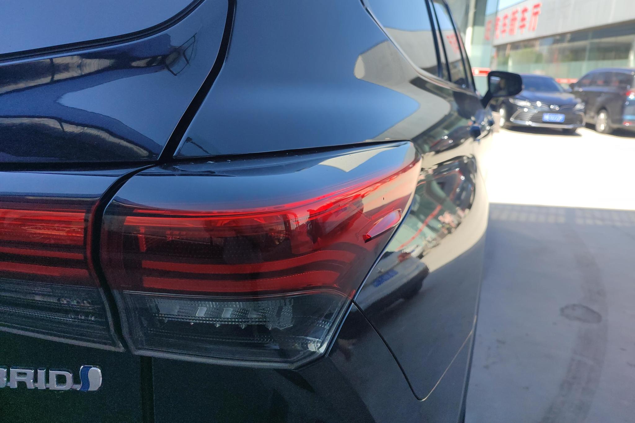 Toyota Highlander 2022 2.5L Luxury 7 мест