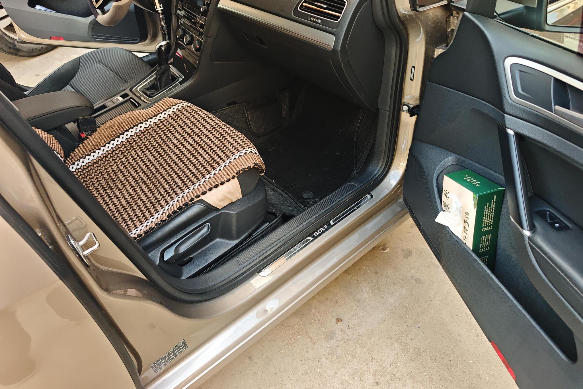 Volkswagen Golf 2018 1.6L AT Comfort