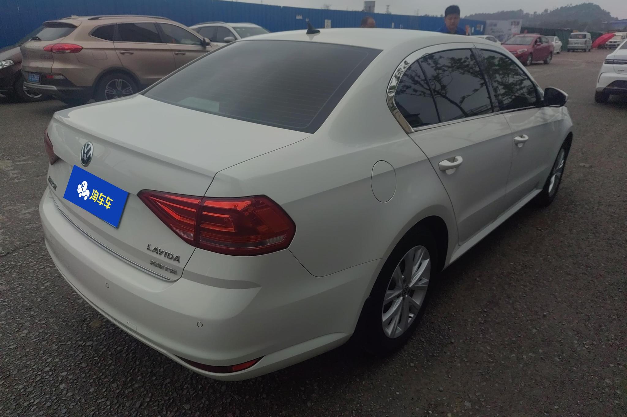 Volkswagen Lavida 2017 230TSI DSG Comfort