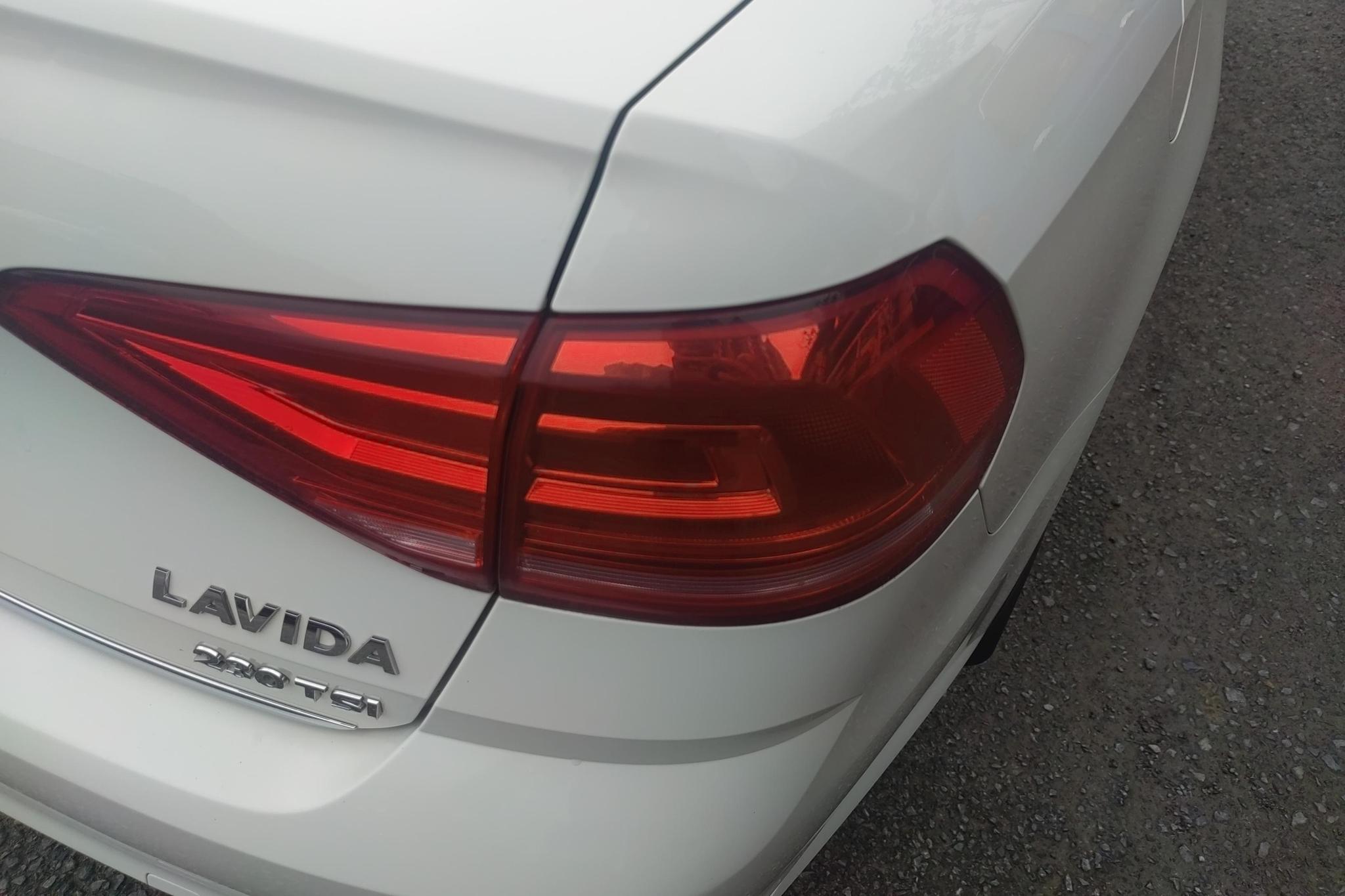 Volkswagen Lavida 2017 230TSI DSG Comfort