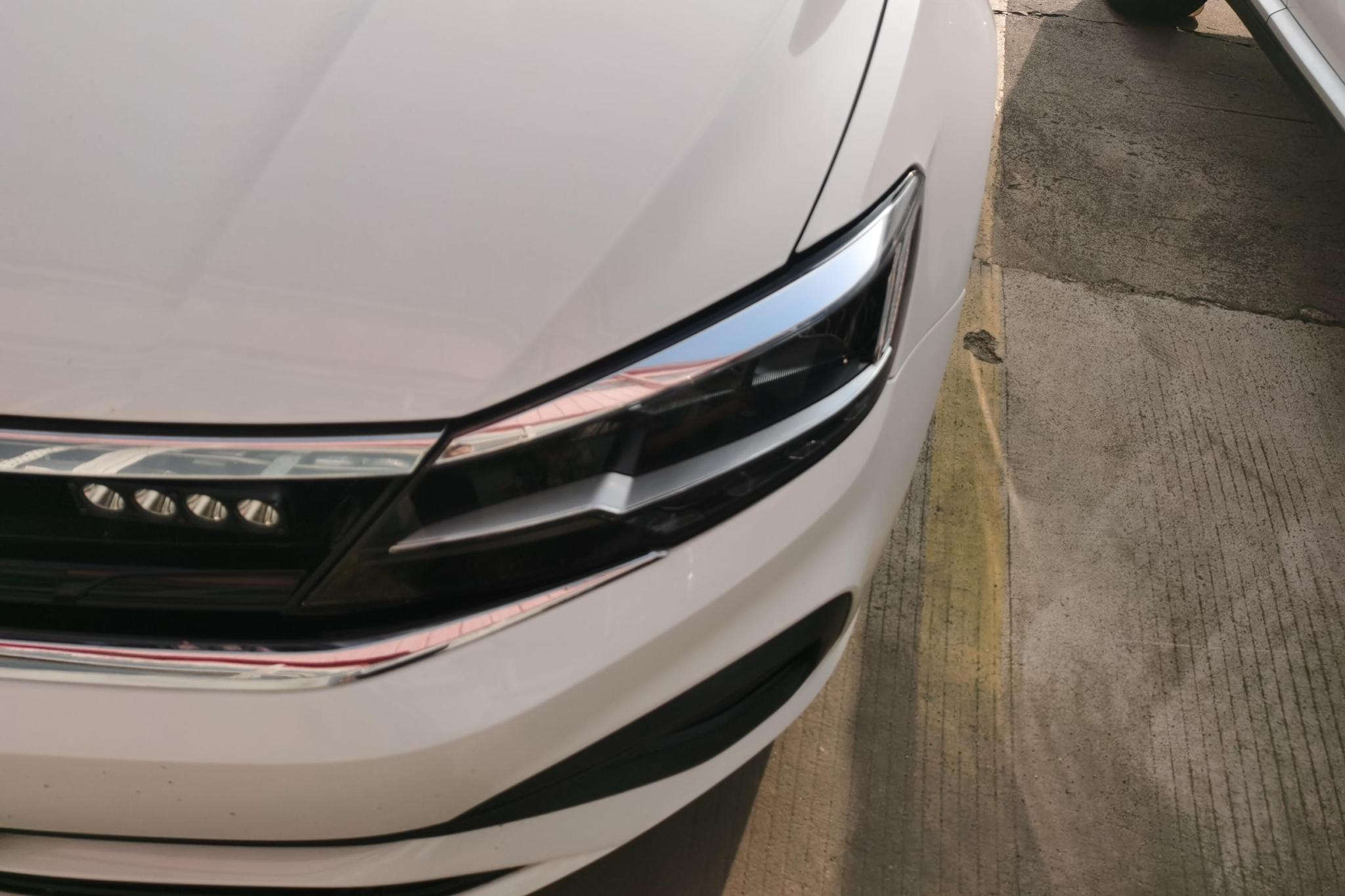 Volkswagen Lamando 2019 230TSI DSG VI