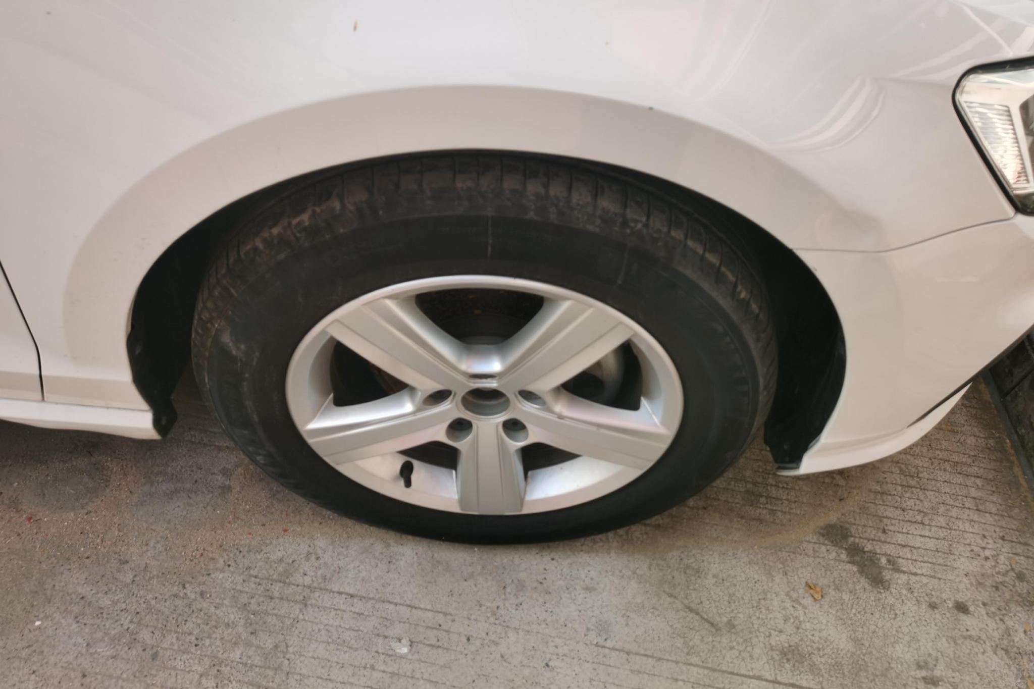 Volkswagen Lamando 2019 230TSI DSG VI