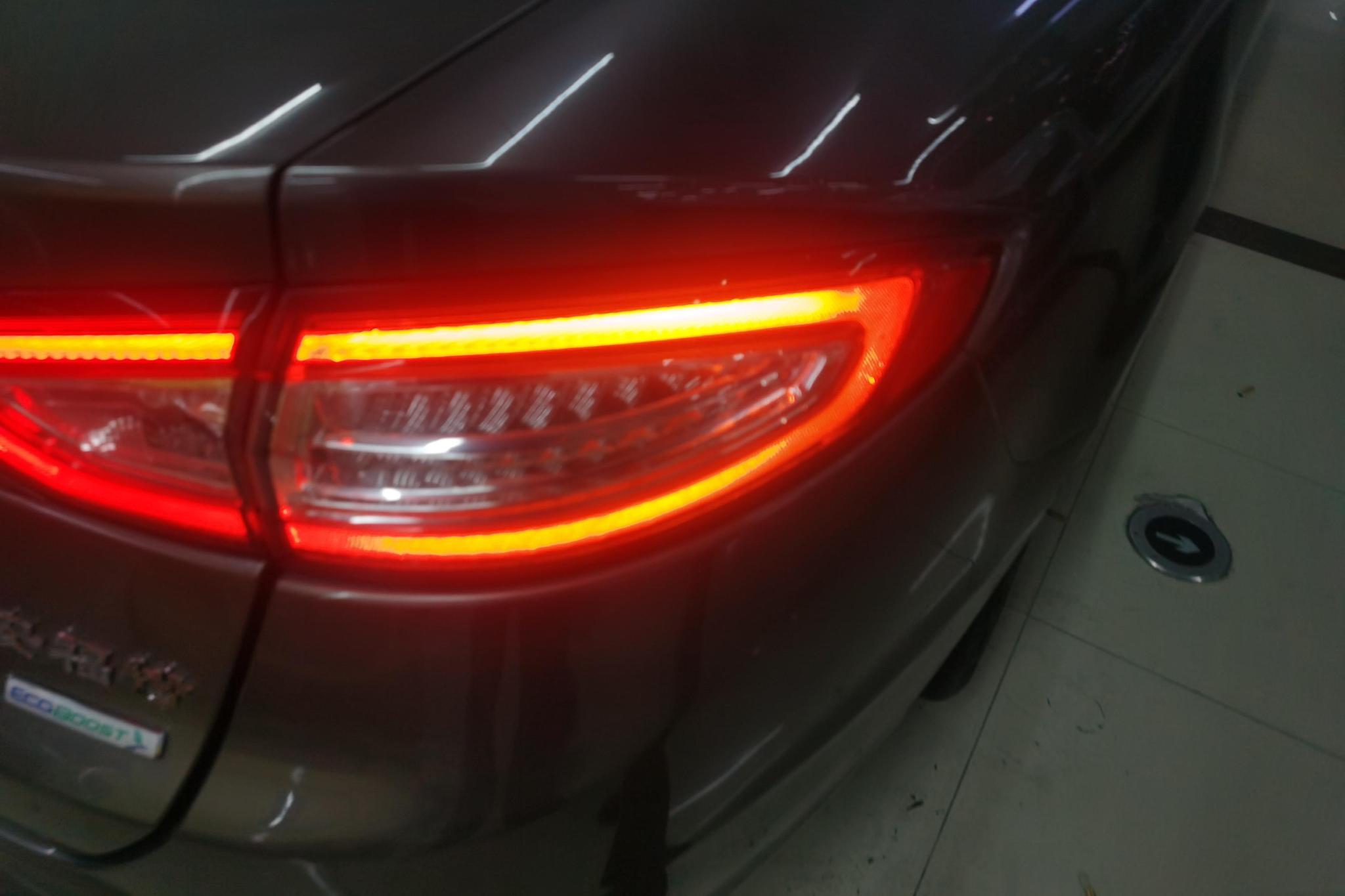 Ford Mondeo 2013 2.0L GTDi200 Luxury