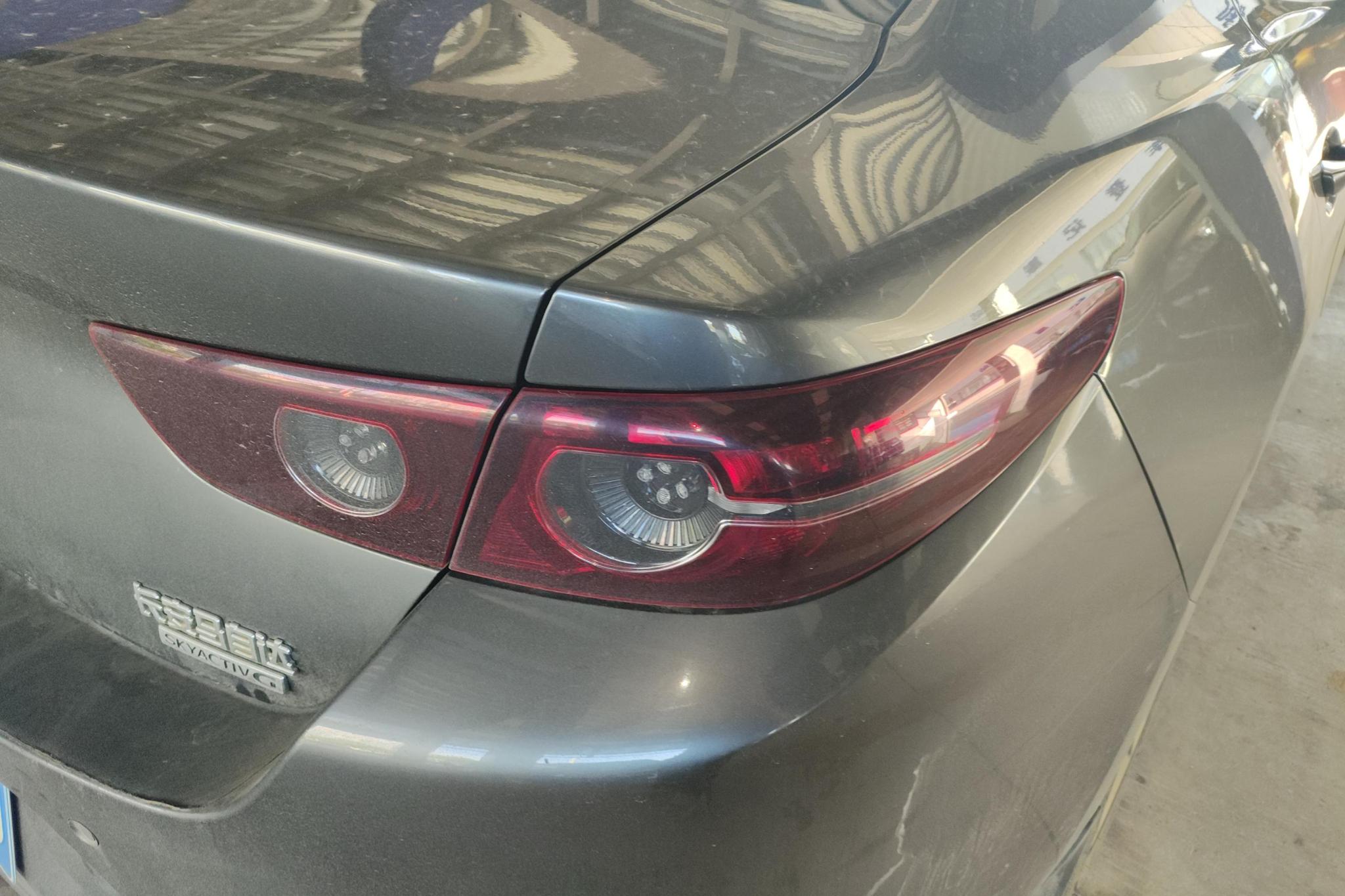 Mazda Mazda3 3 2021 2.0L AT