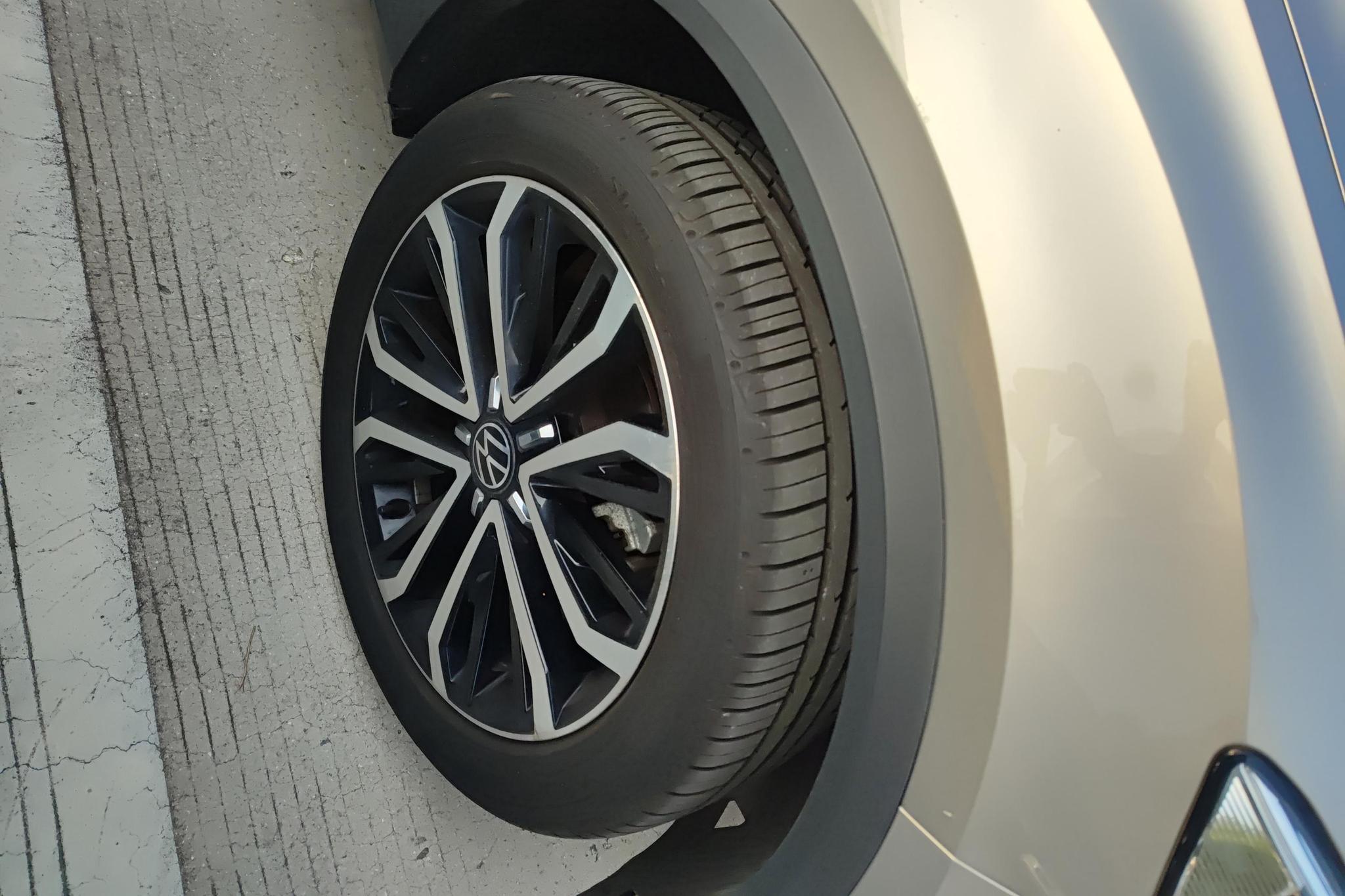 Volkswagen T-Roc 2021 280TSI DSG Comfort Smart Connect