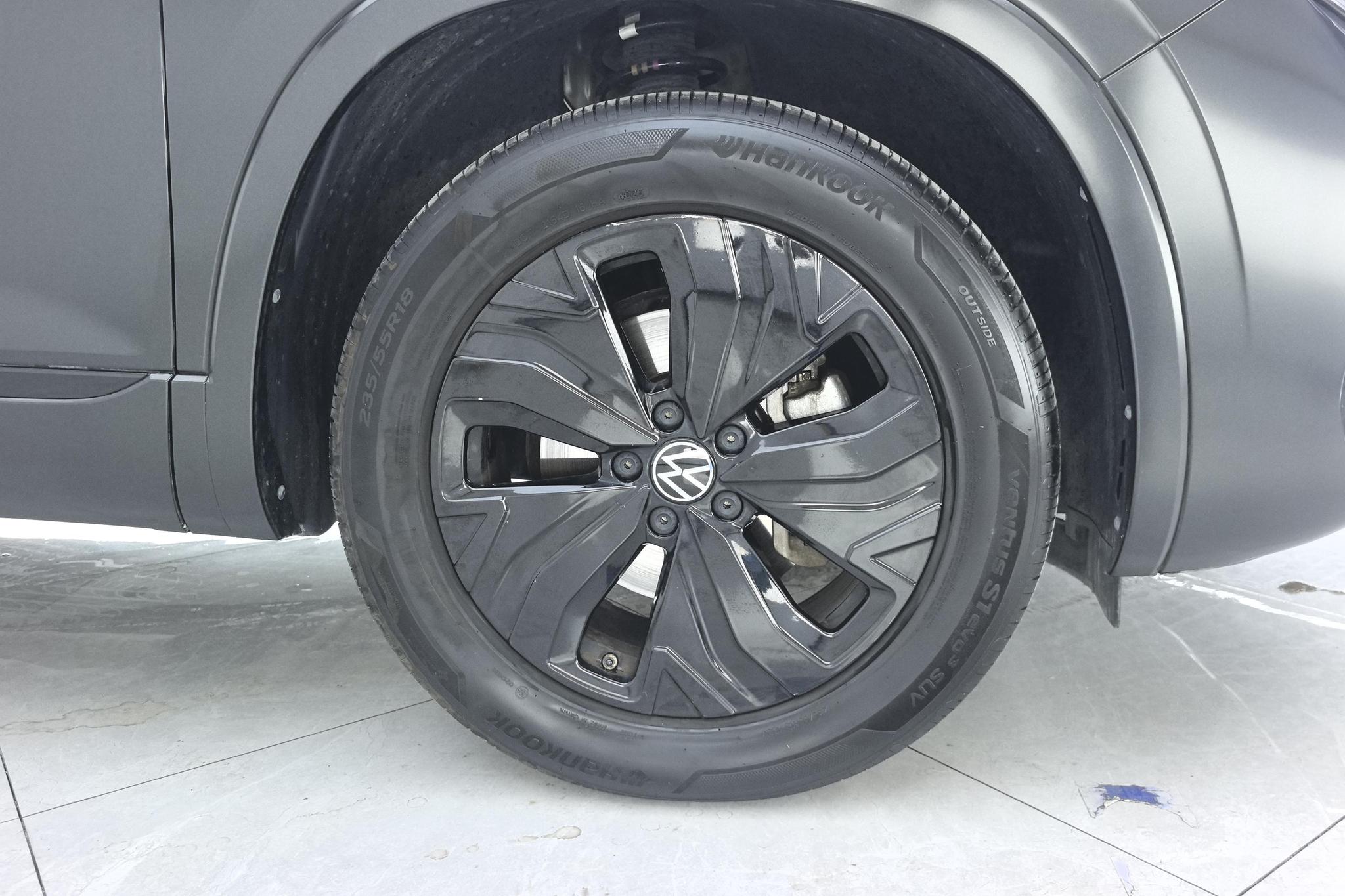 Volkswagen Tanyue PHEV 2022 Черный из Китая, фото 4