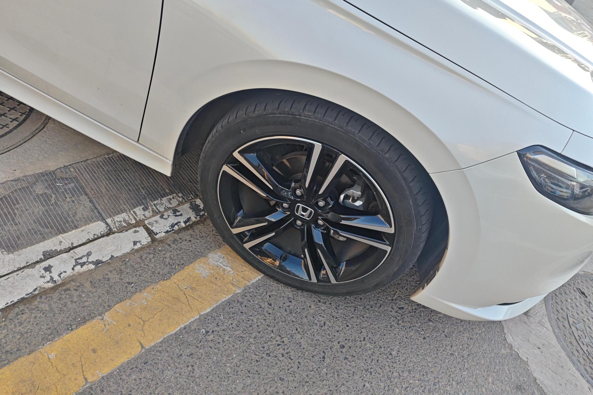 Honda Integra 2023 240TURBO CVT Luxury