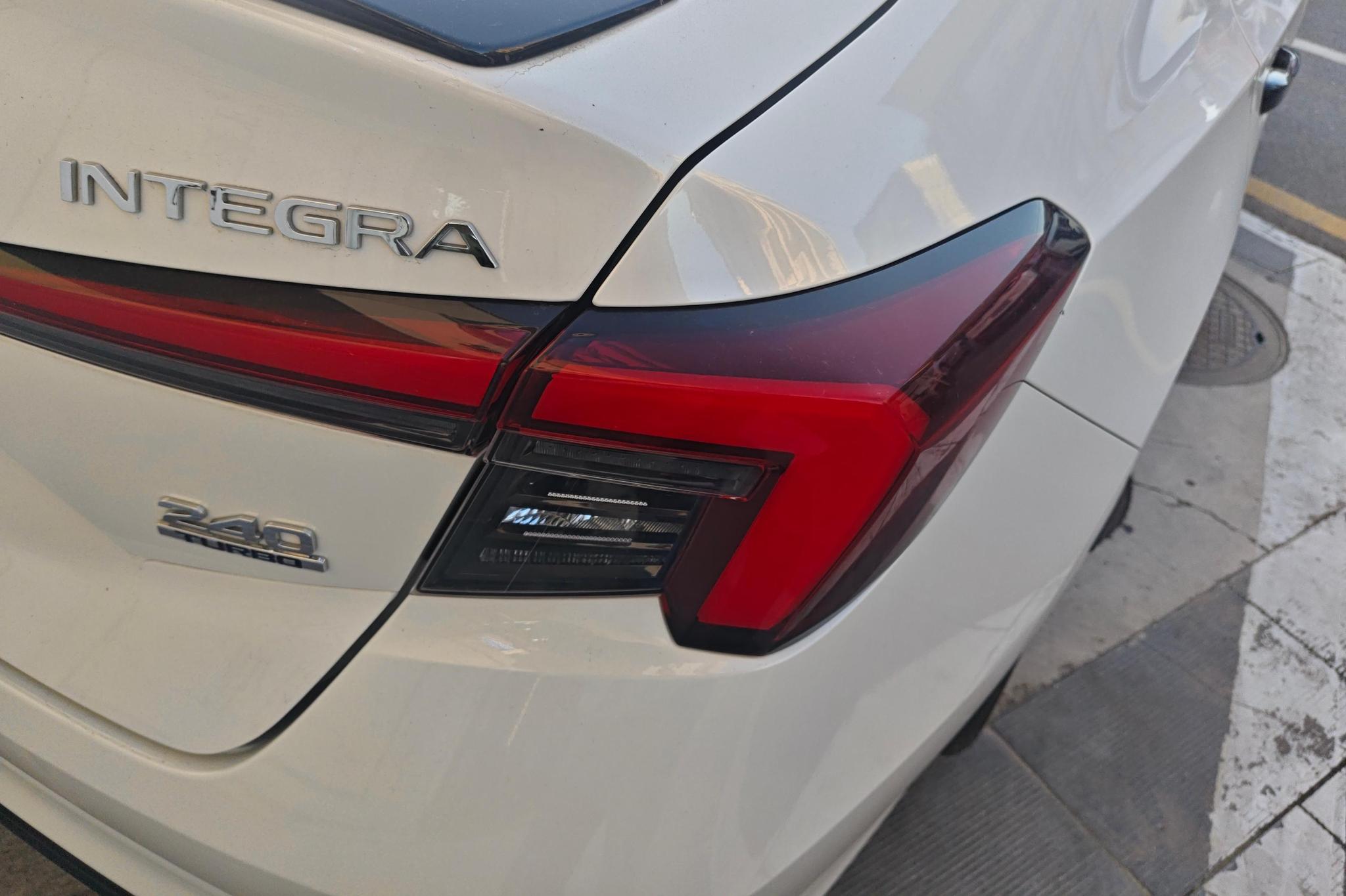 Honda Integra 2023 240TURBO CVT Luxury