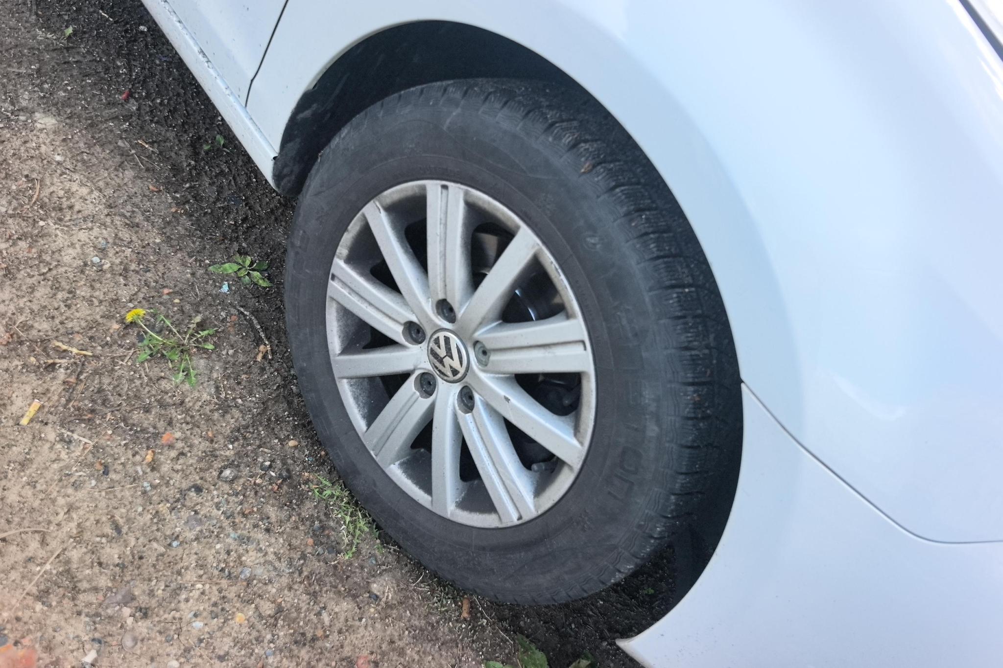 Volkswagen Golf 2012 1.6 MT Fashion