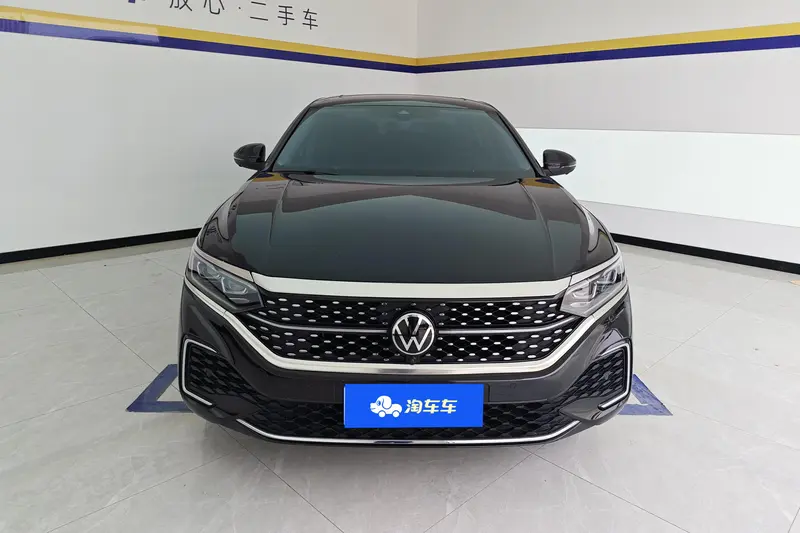 Volkswagen Passat — фото 2