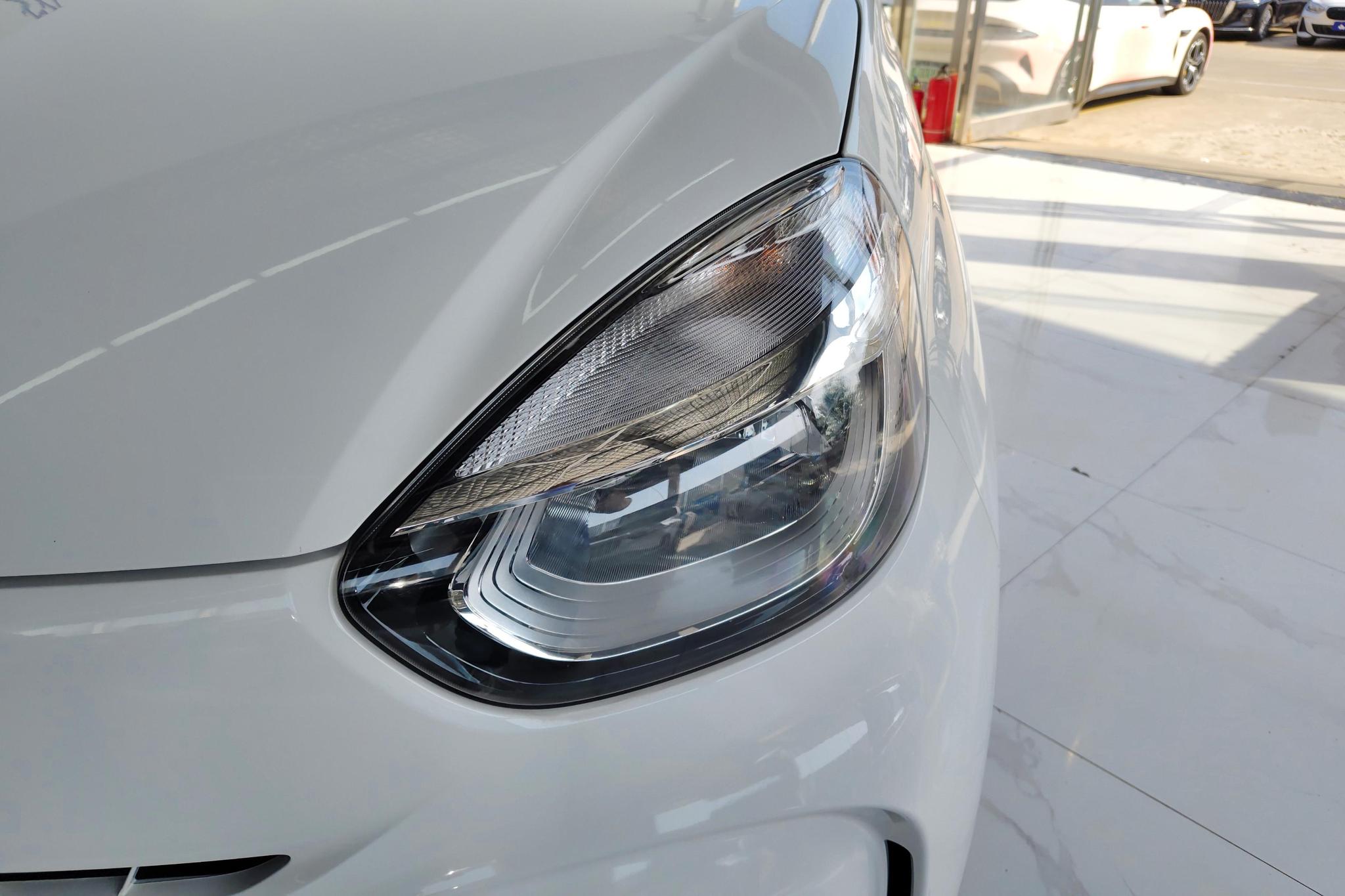 Roewe Clever 2022 311km