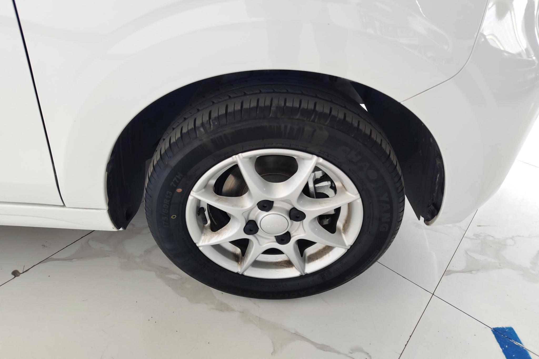 Roewe Clever 2022 311km