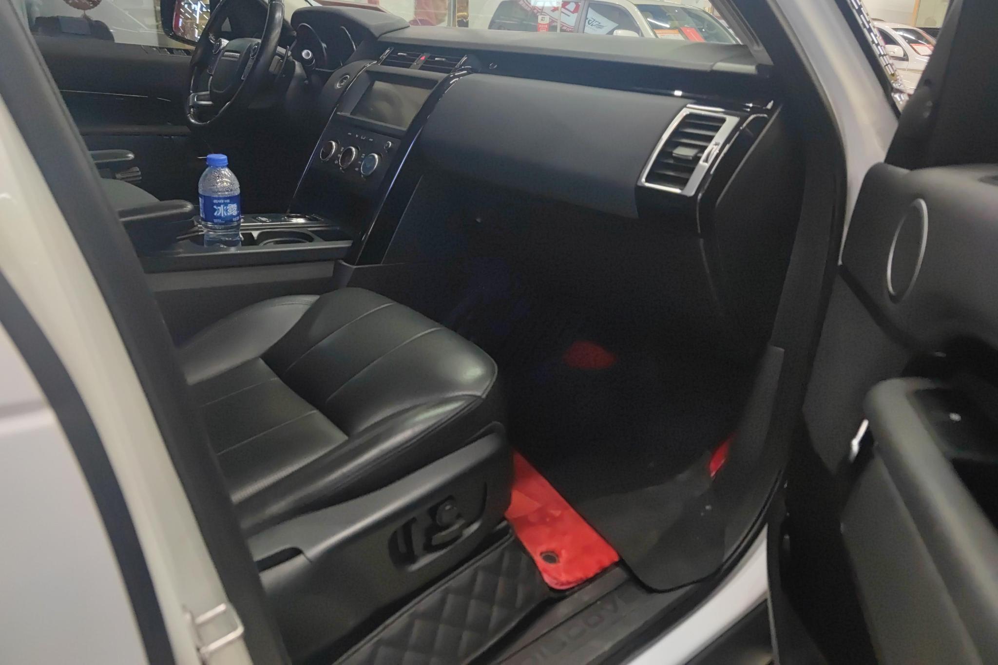Land Rover Discovery 2018 3.0 V6 HSE