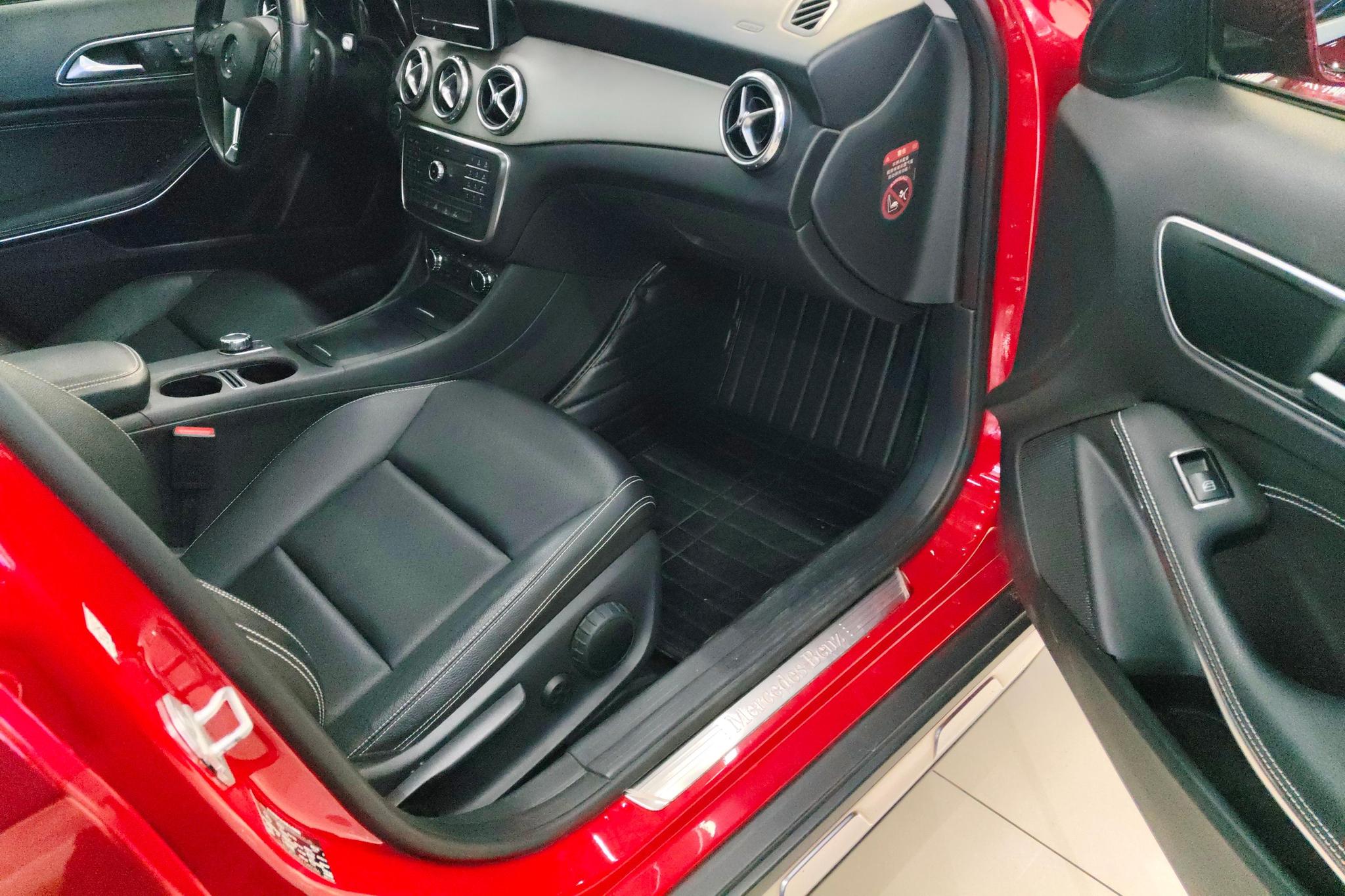 Mercedes-Benz GLA 2016 GLA 200