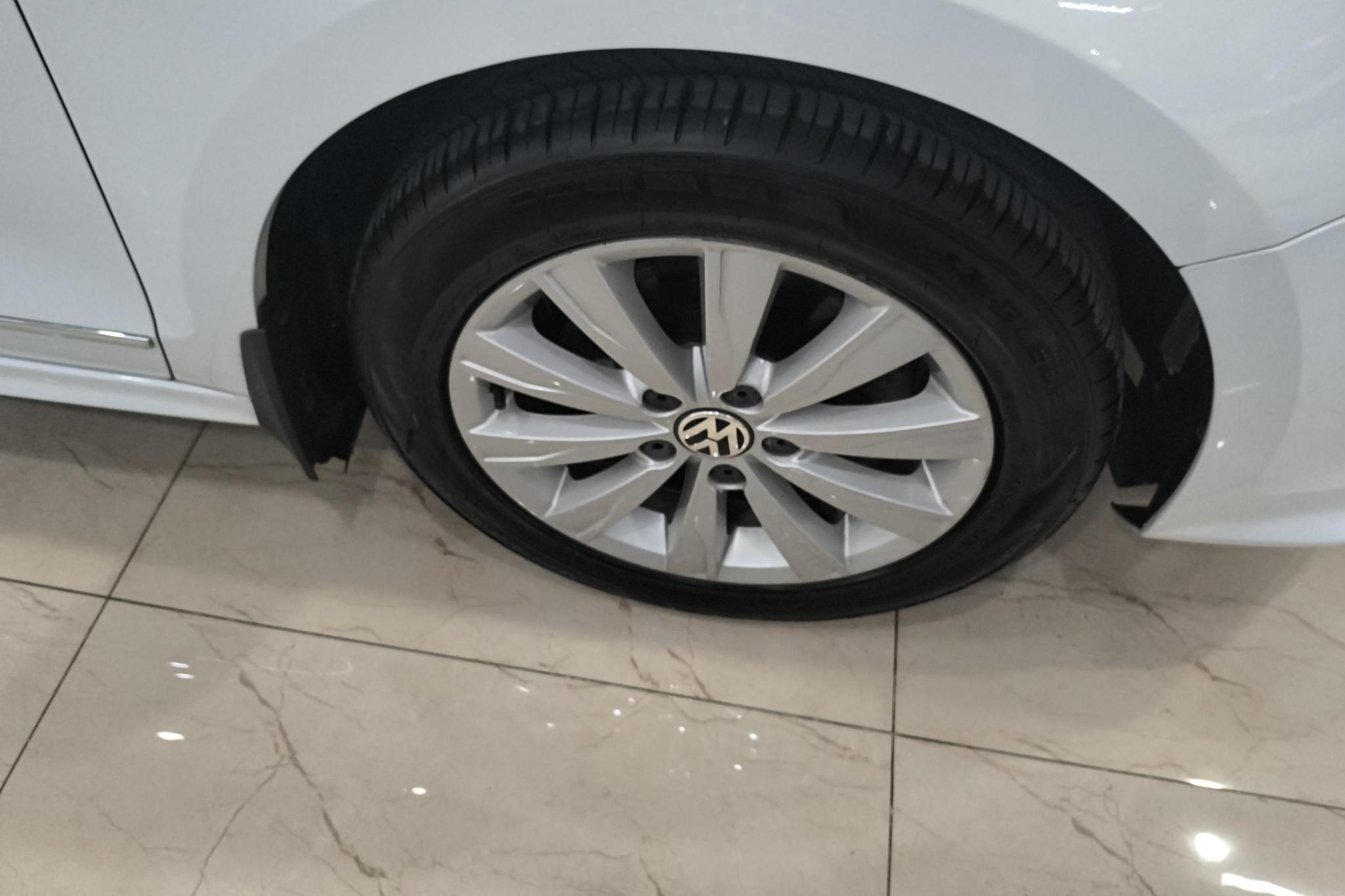 Volkswagen Sagitar 2015 230TSI AT Comfort