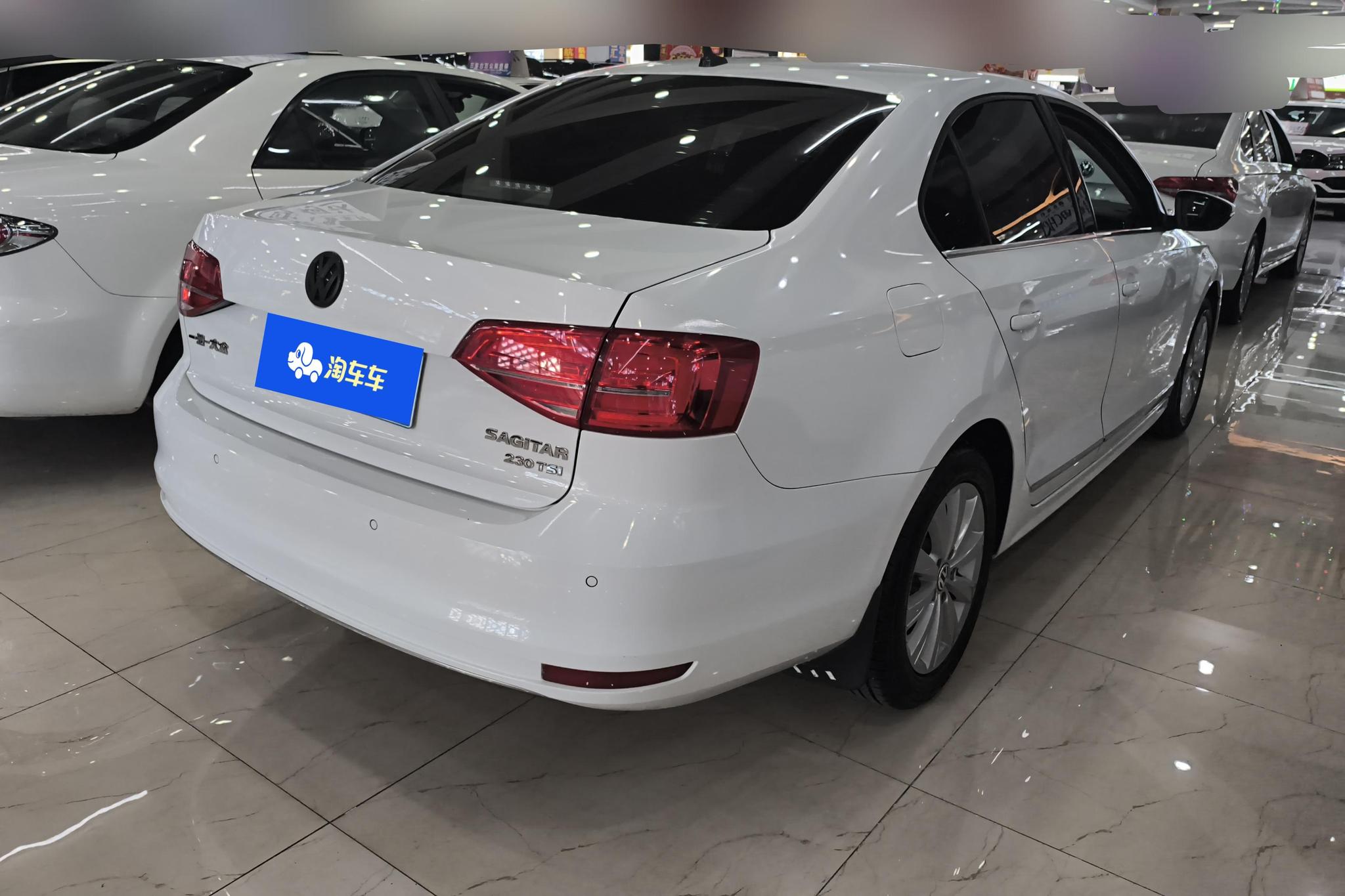 Volkswagen Sagitar 2015 230TSI AT Comfort