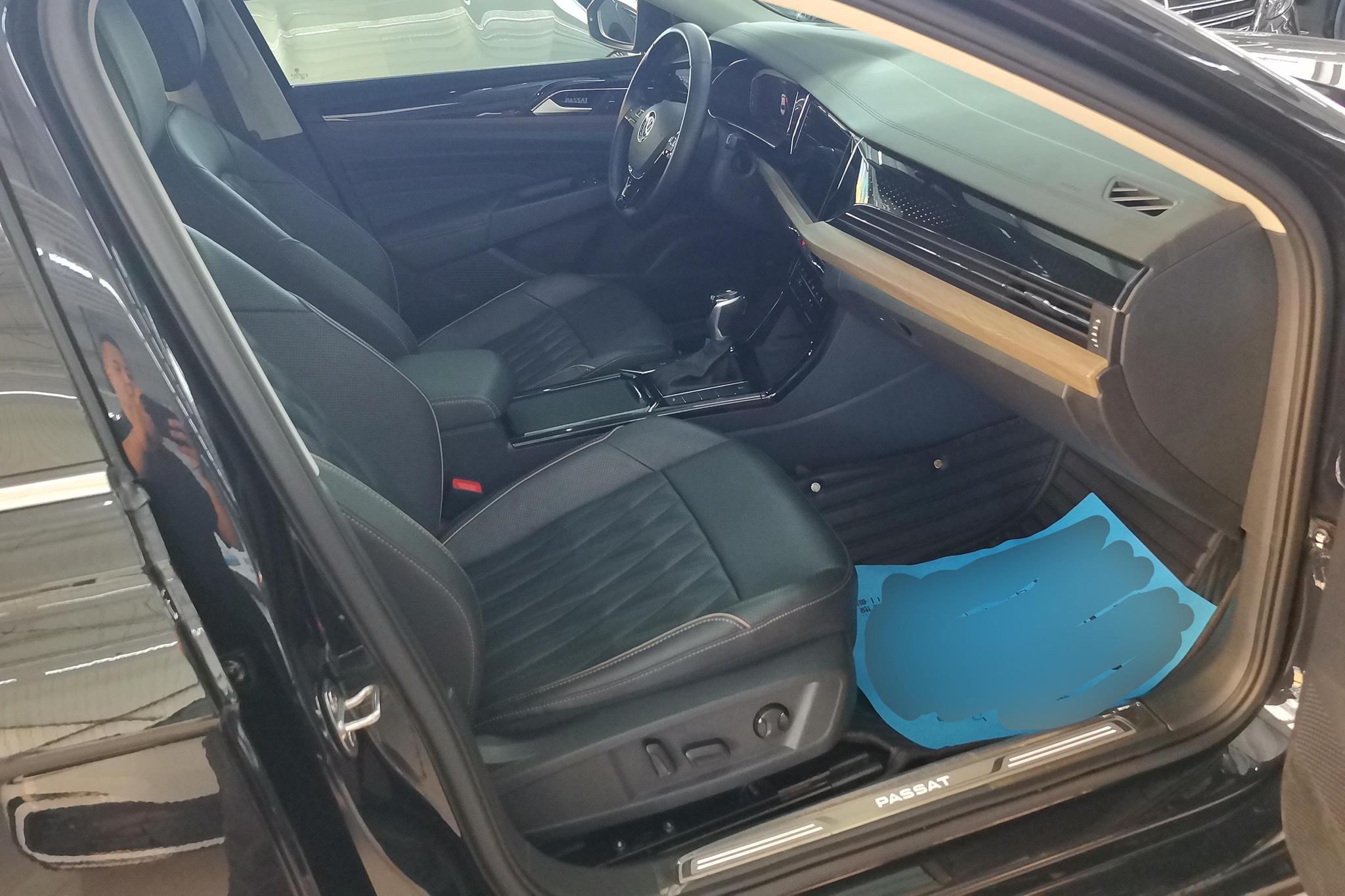 Volkswagen Passat 2021 330TSI Luxury