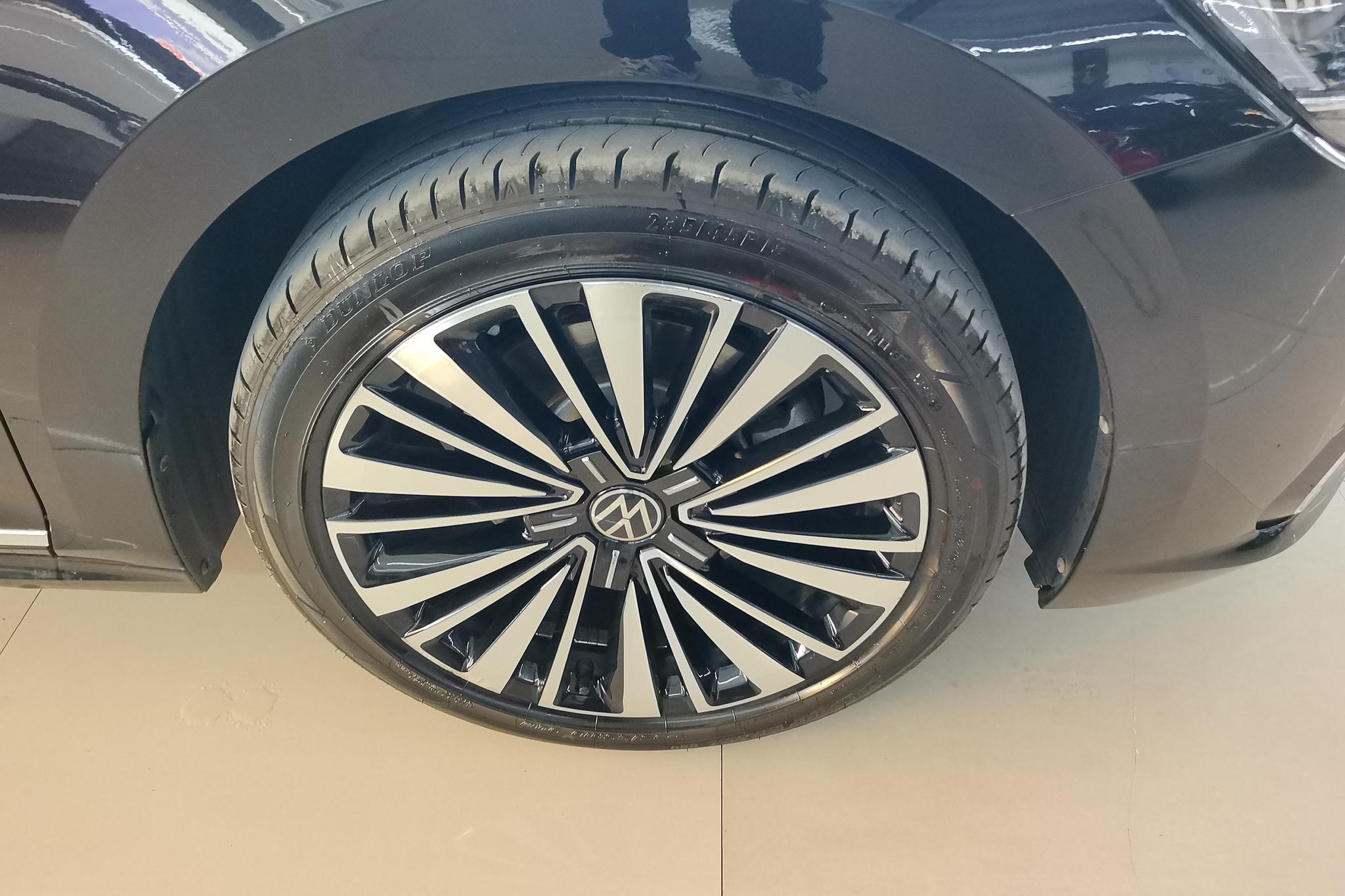 Volkswagen Passat 2021 330TSI Luxury