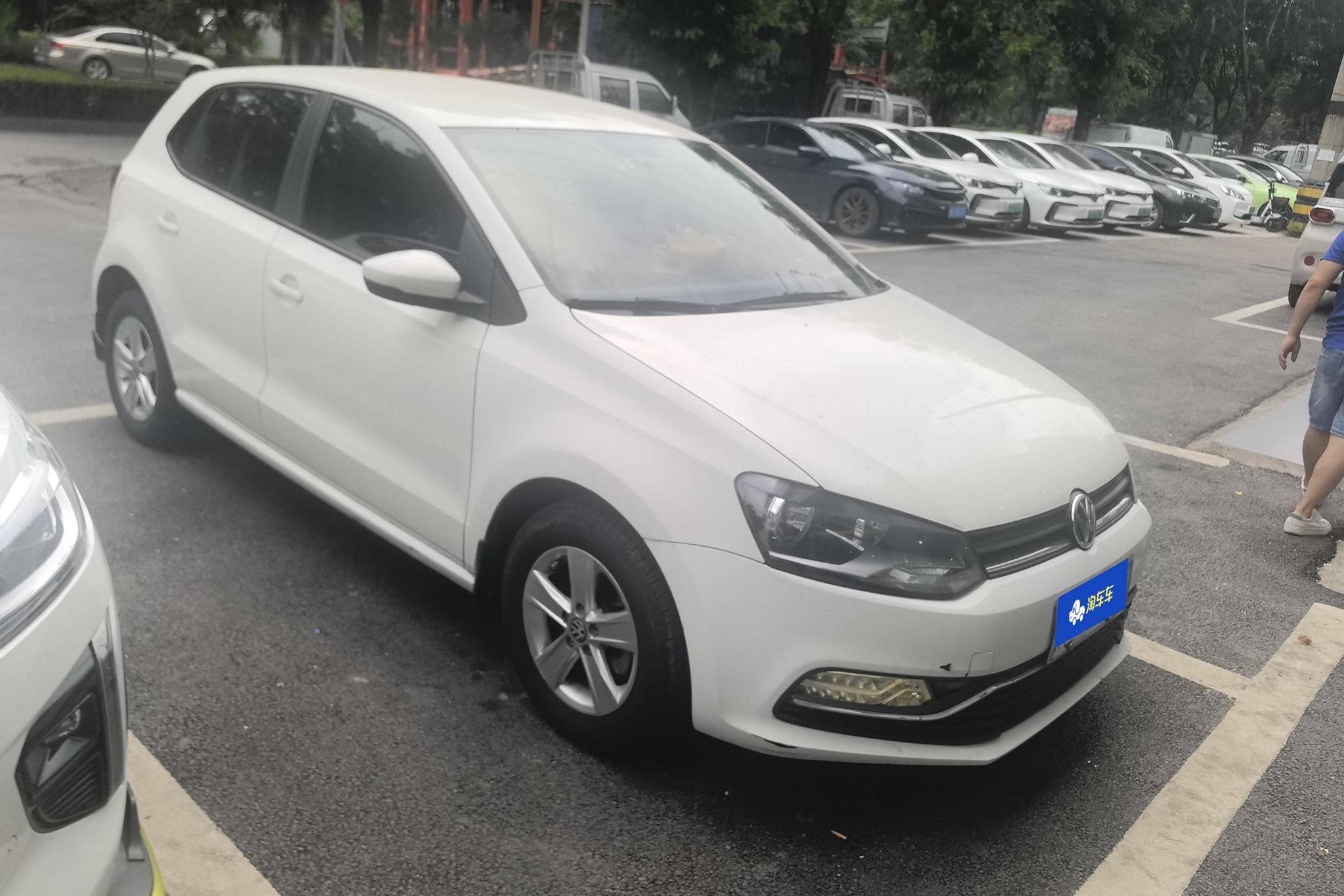 Volkswagen Polo 2016 1.4L AT