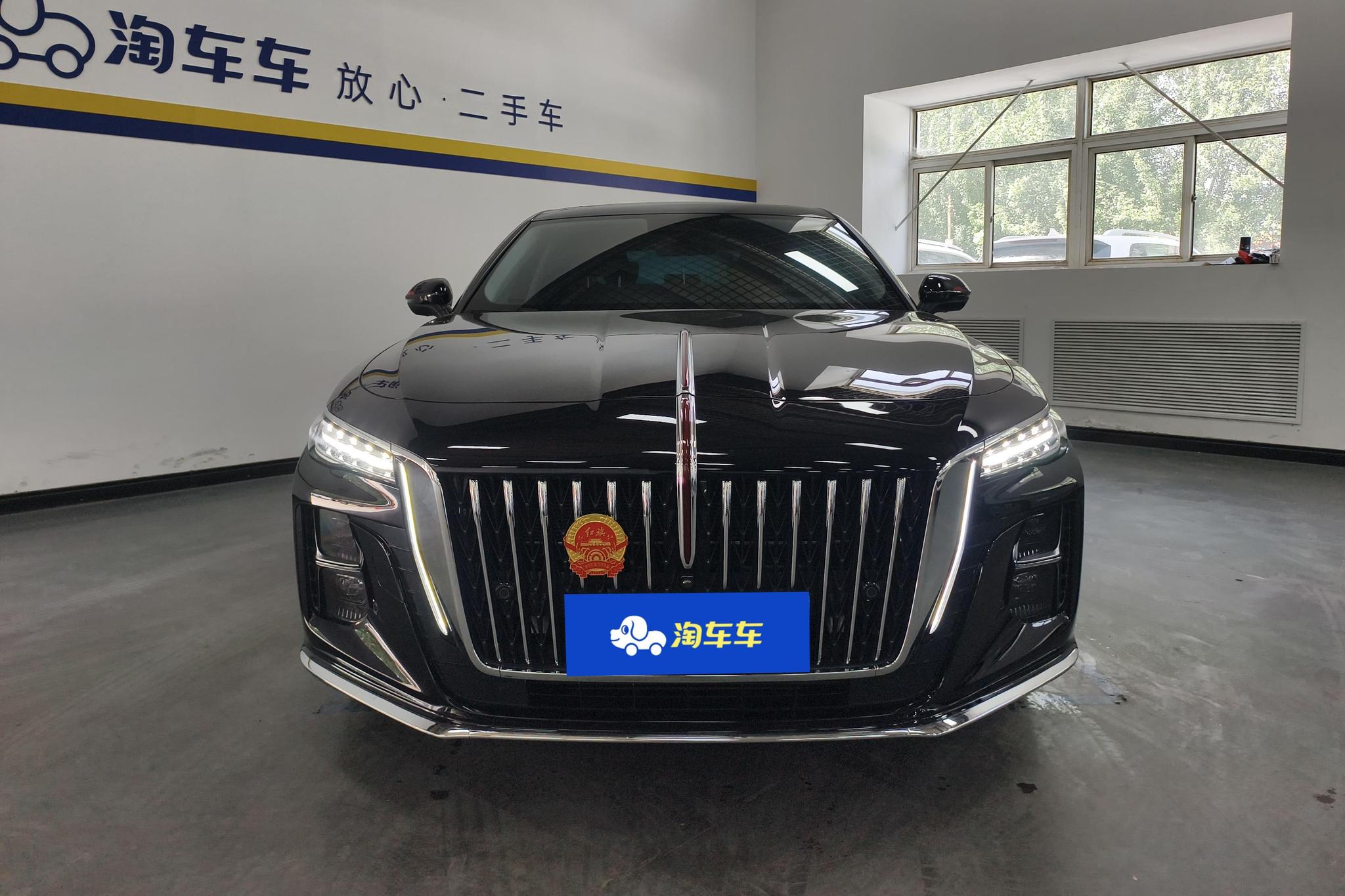 Hongqi H5 2025 2.0T AT