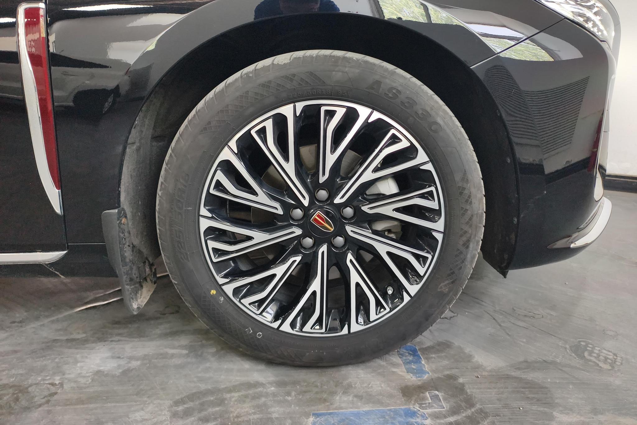 Hongqi H5 2025 2.0T AT