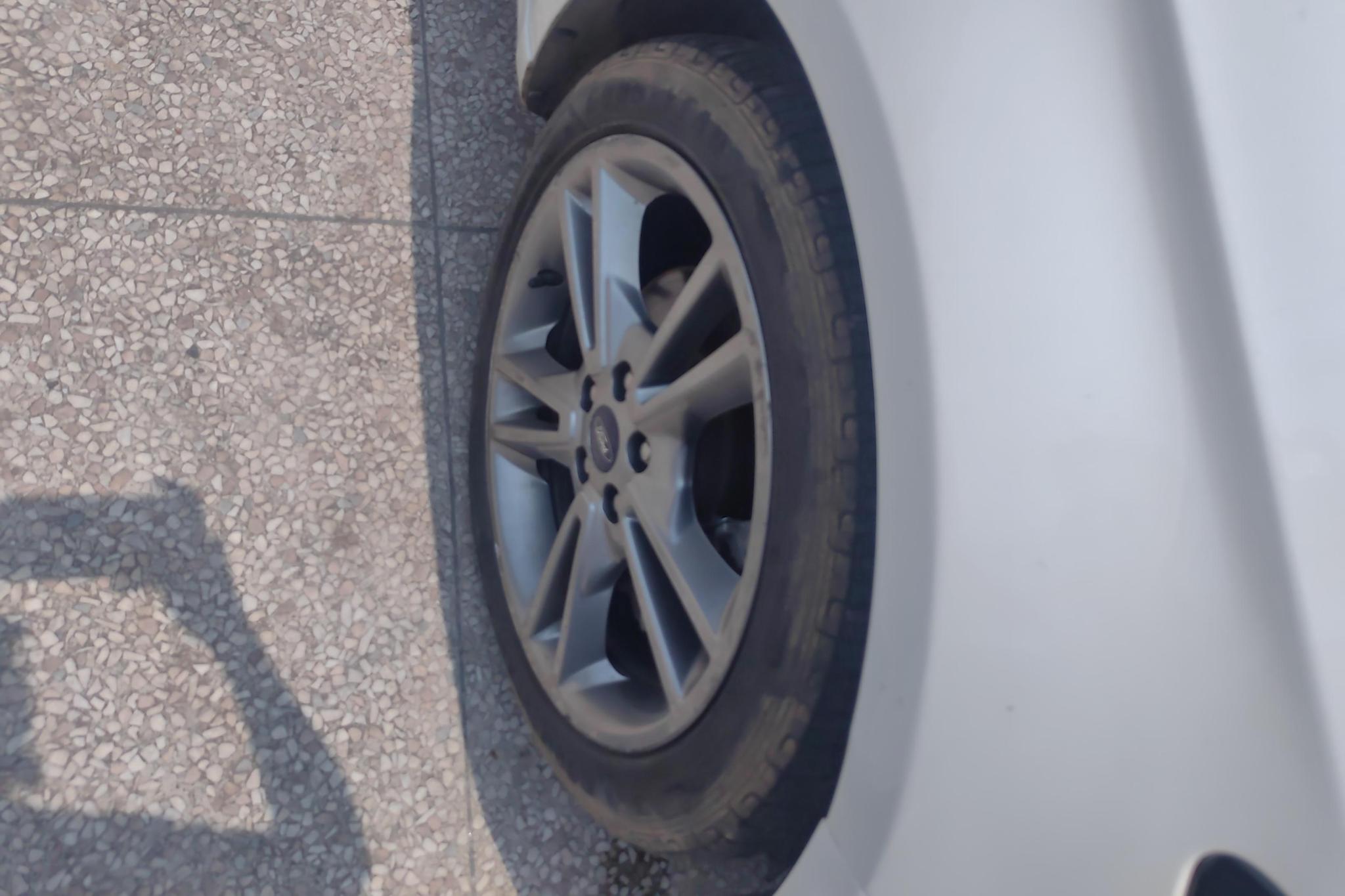 Ford Mondeo 2013 2.0L GTDi240 Luxury Sport