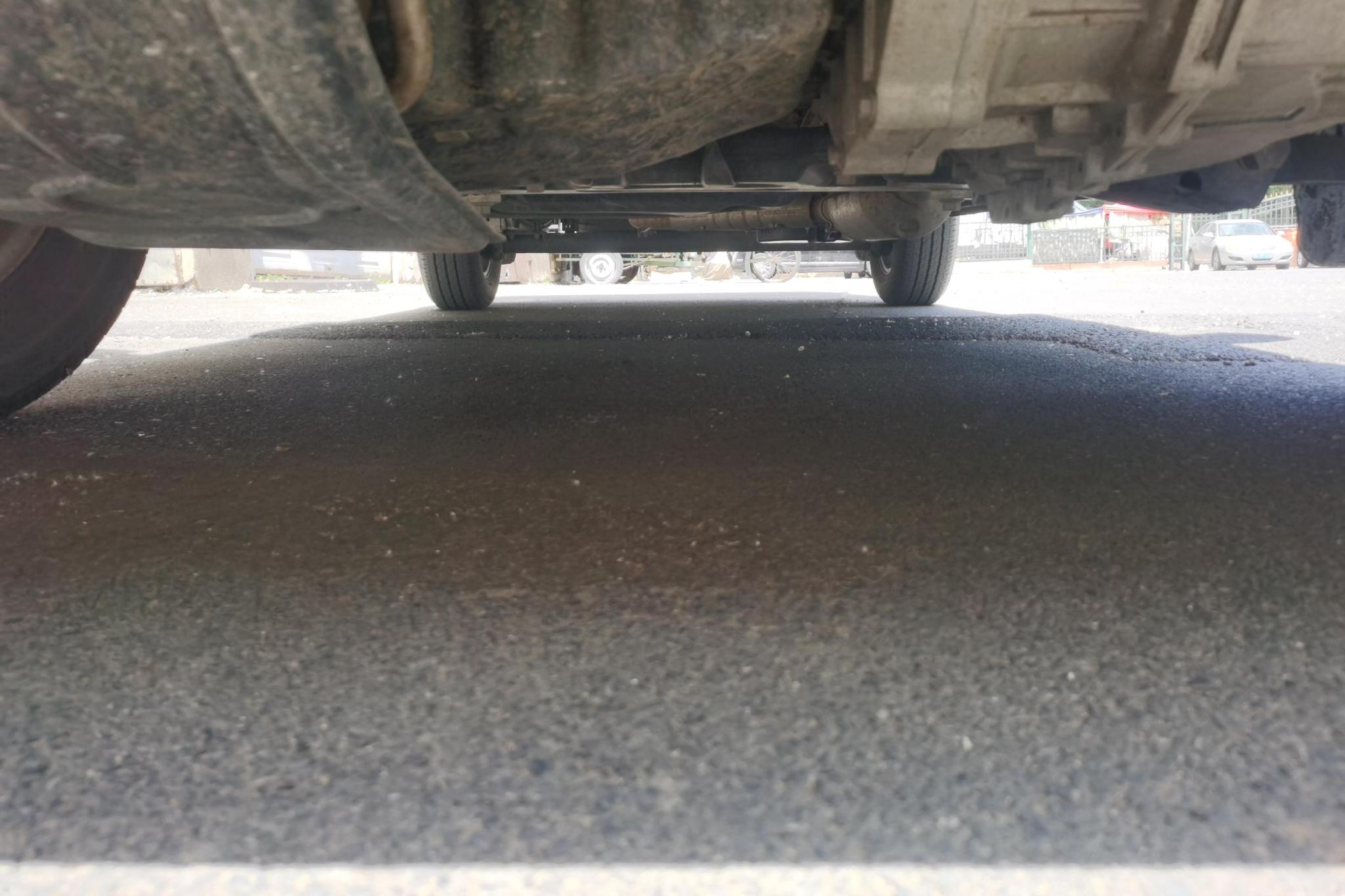 Maxus V80 2023 PLUS 2.0T AMT 5/6 мест