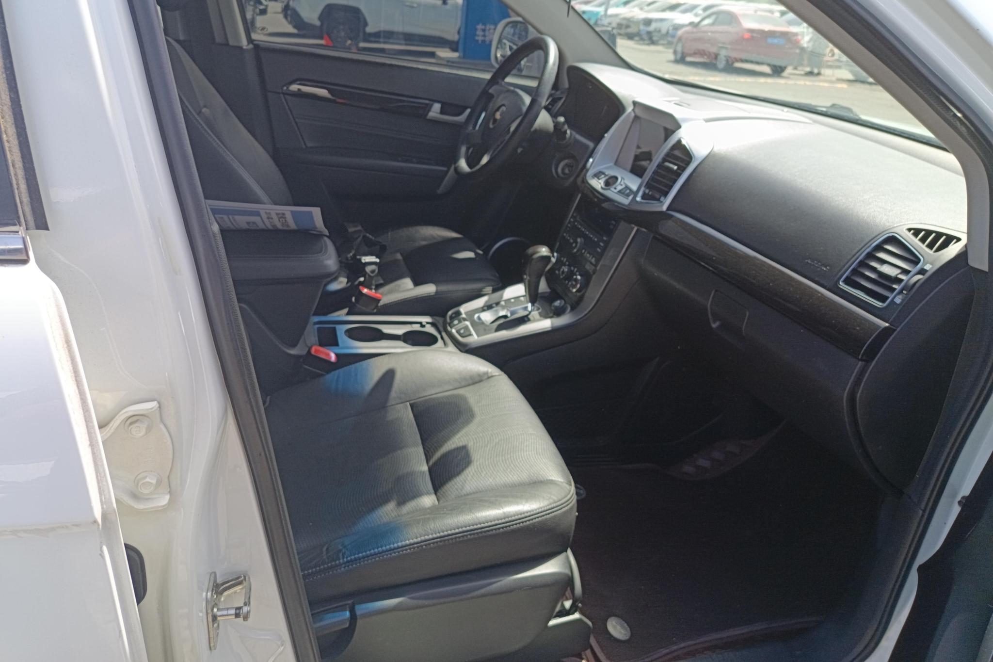 Chevrolet Captiva 2014 2.4L Flagship 7 мест