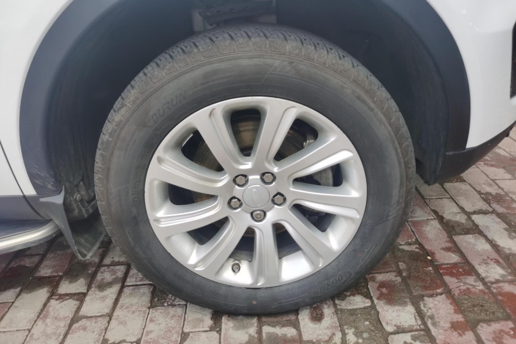 Land Rover Discovery Sport 2017 2.0T SE