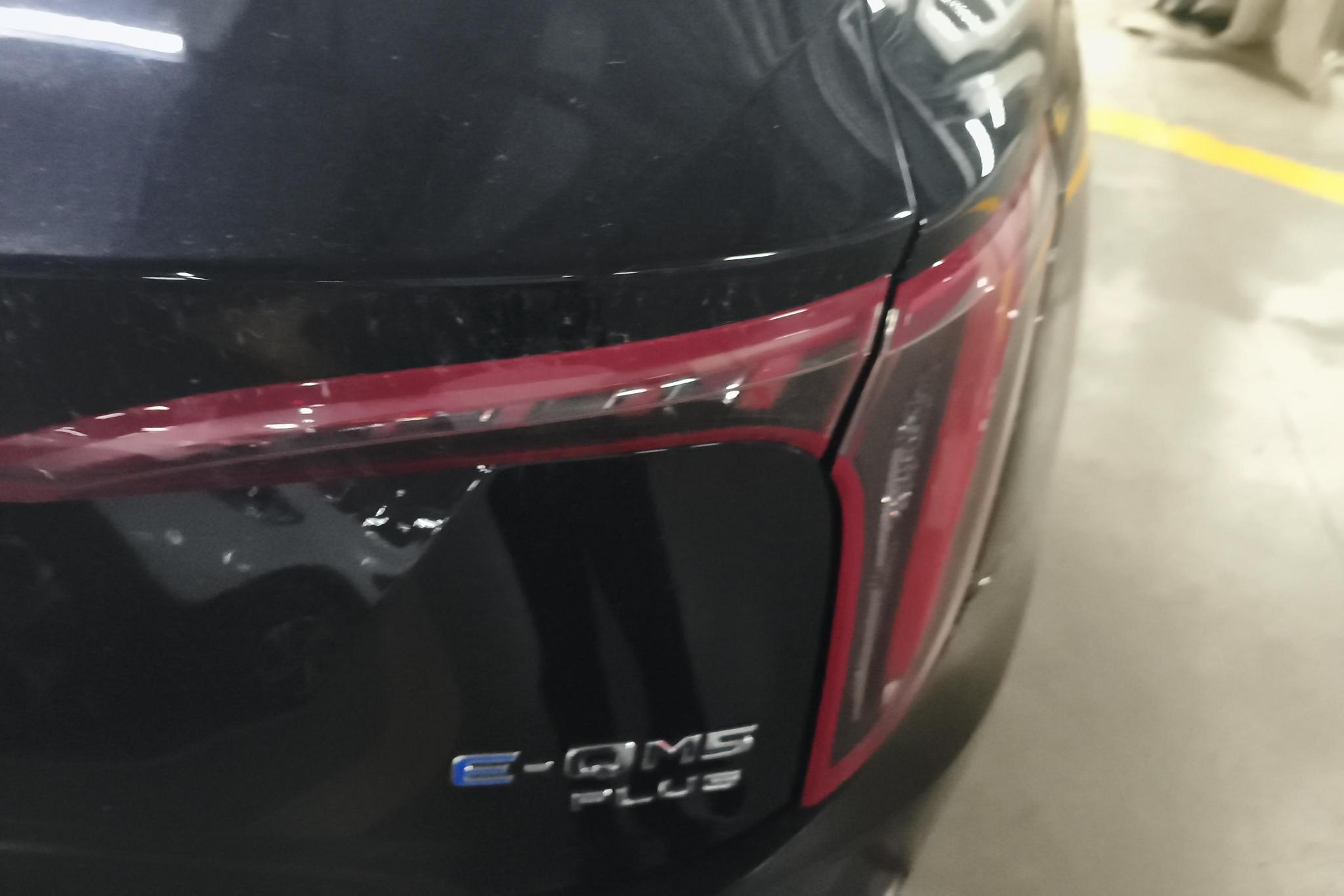 Hongqi E-QM5 2023 620KM PLUS