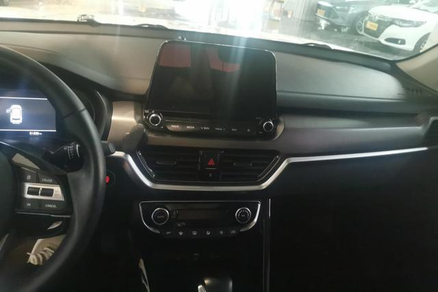Kia Sportage 2018 2.0 L AT V — фото 12