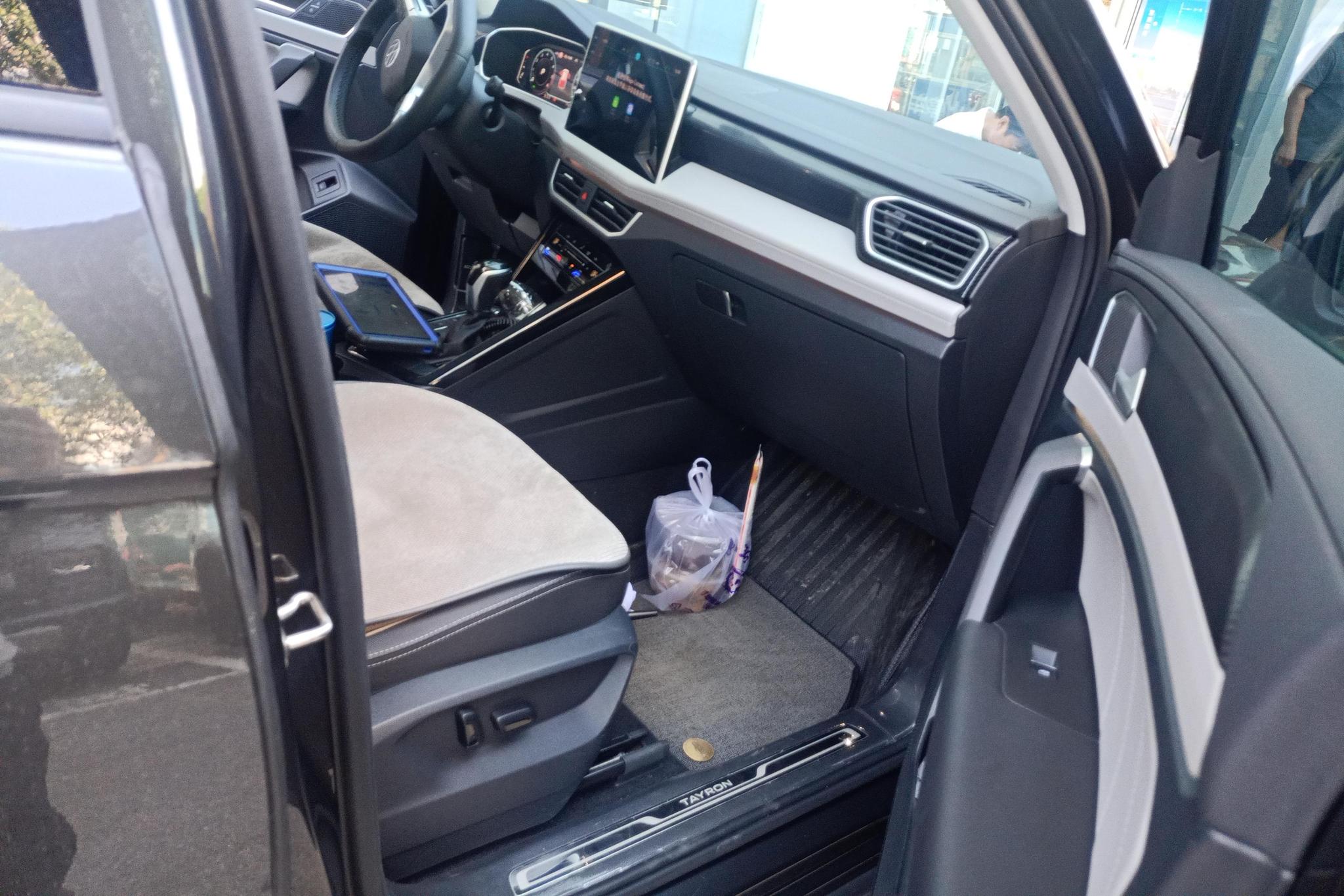 Volkswagen Tayron 2024 330TSI Luxury Plus