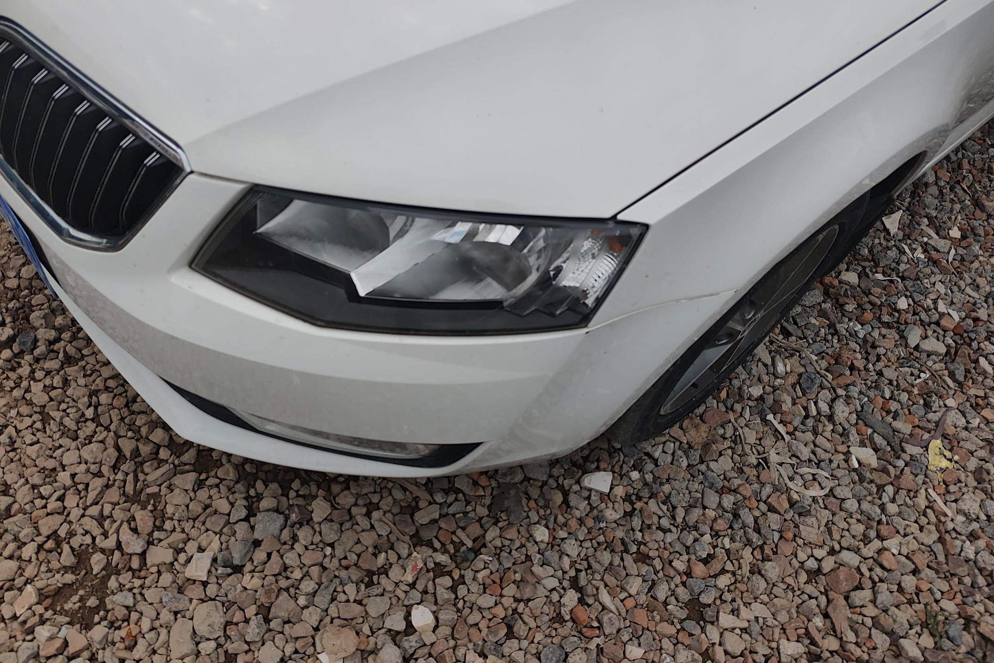 Skoda Octavia 2016 1.6L AT