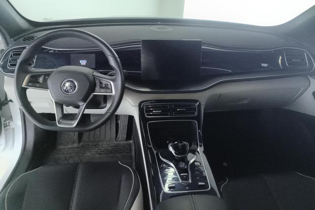 BYD QIN PLUS Hybrid 2021 — фото 13