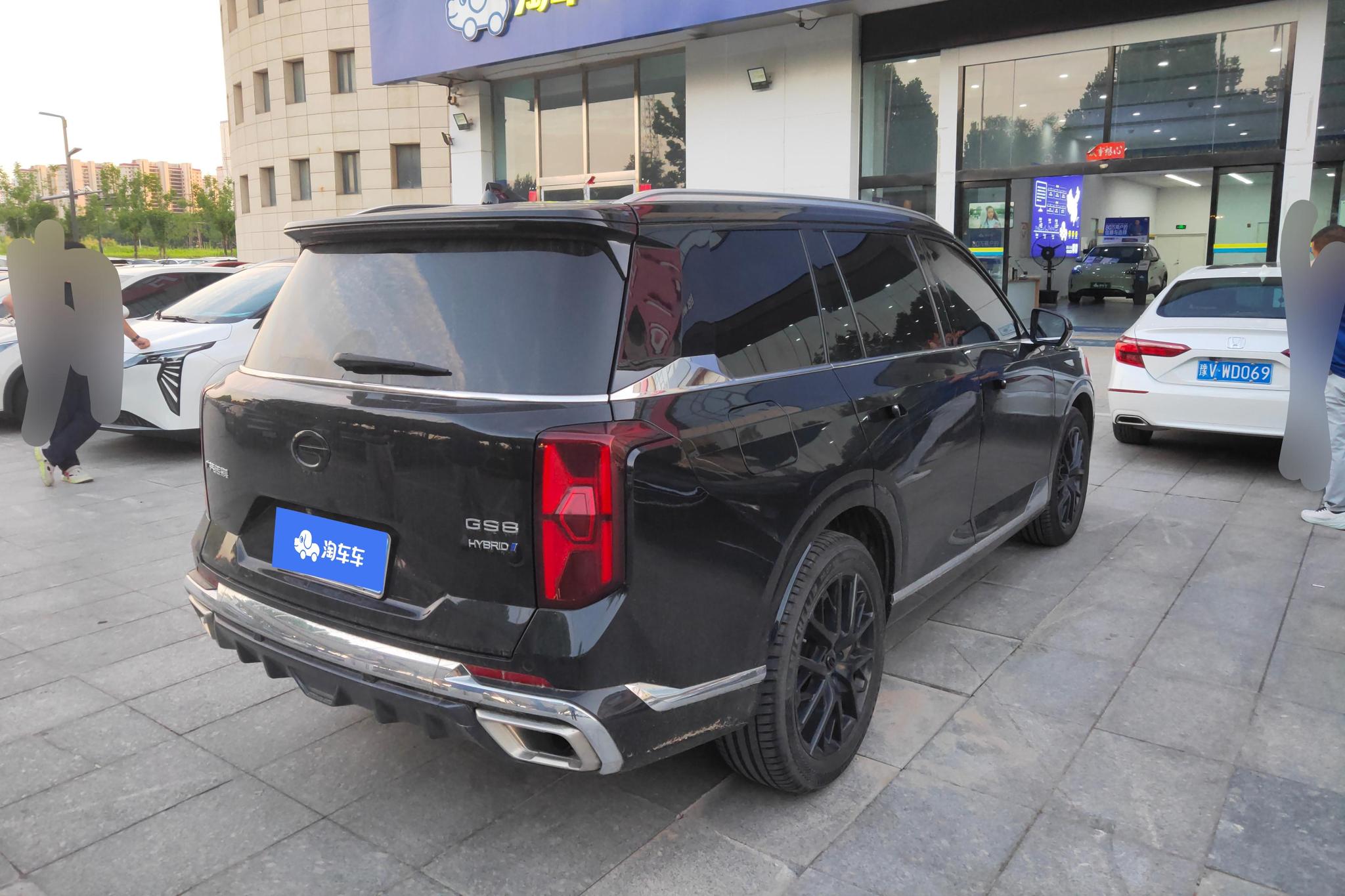 GAC GS8 2022 2.0TM Luxury 7 мест