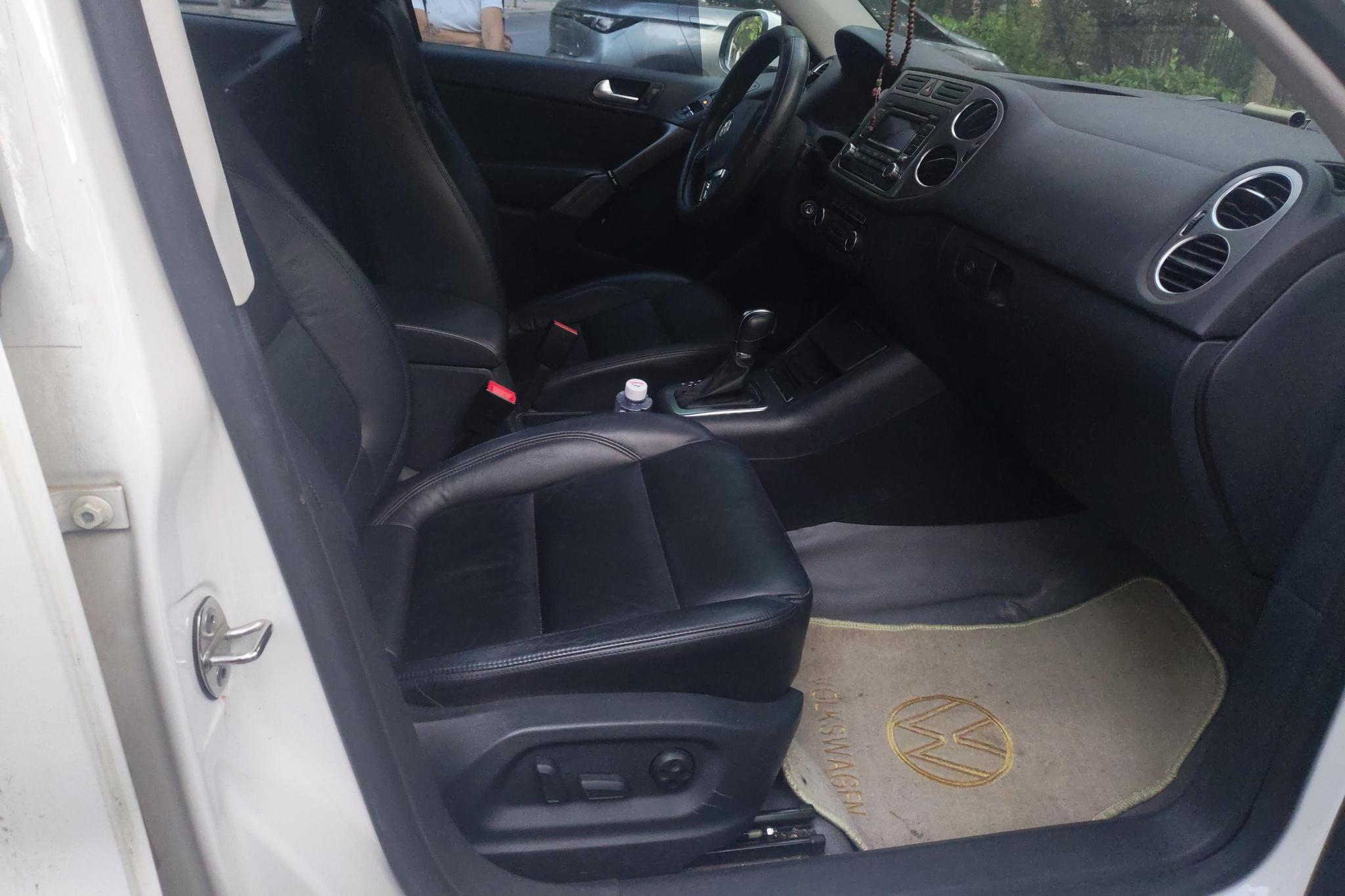 Volkswagen Tiguan 2012 1.8TSI AT