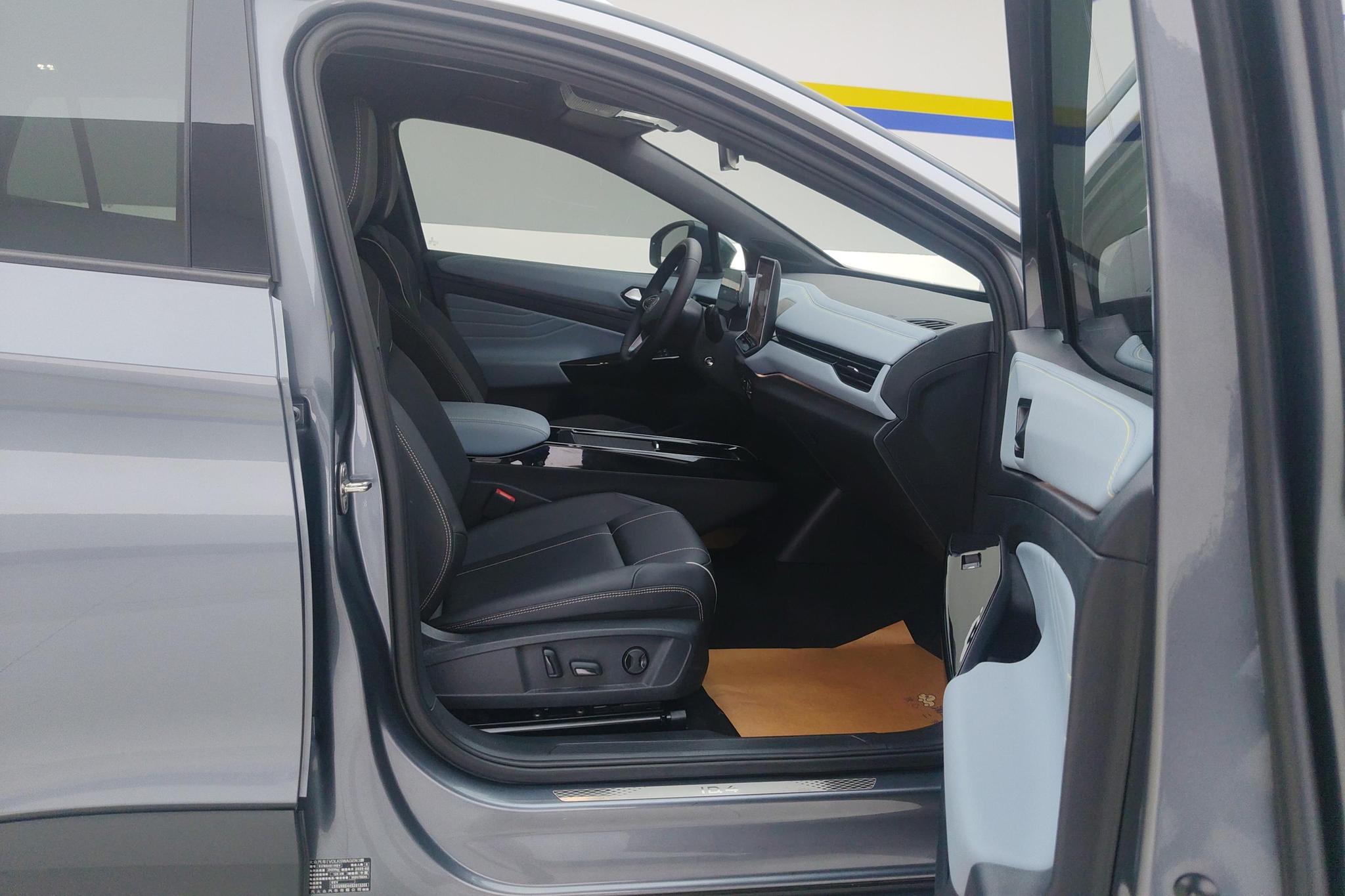 Volkswagen ID.4 X 2025 Smart