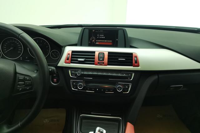 BMW 3 Series 2015 — фото 11