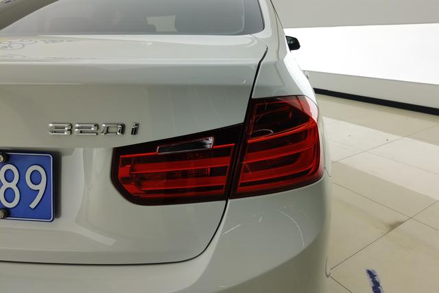 BMW 3 Series 2015 — фото 6
