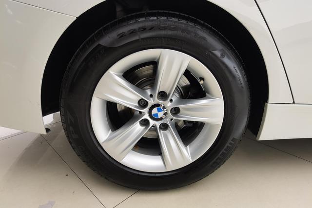 BMW 3 Series 2015 — фото 4