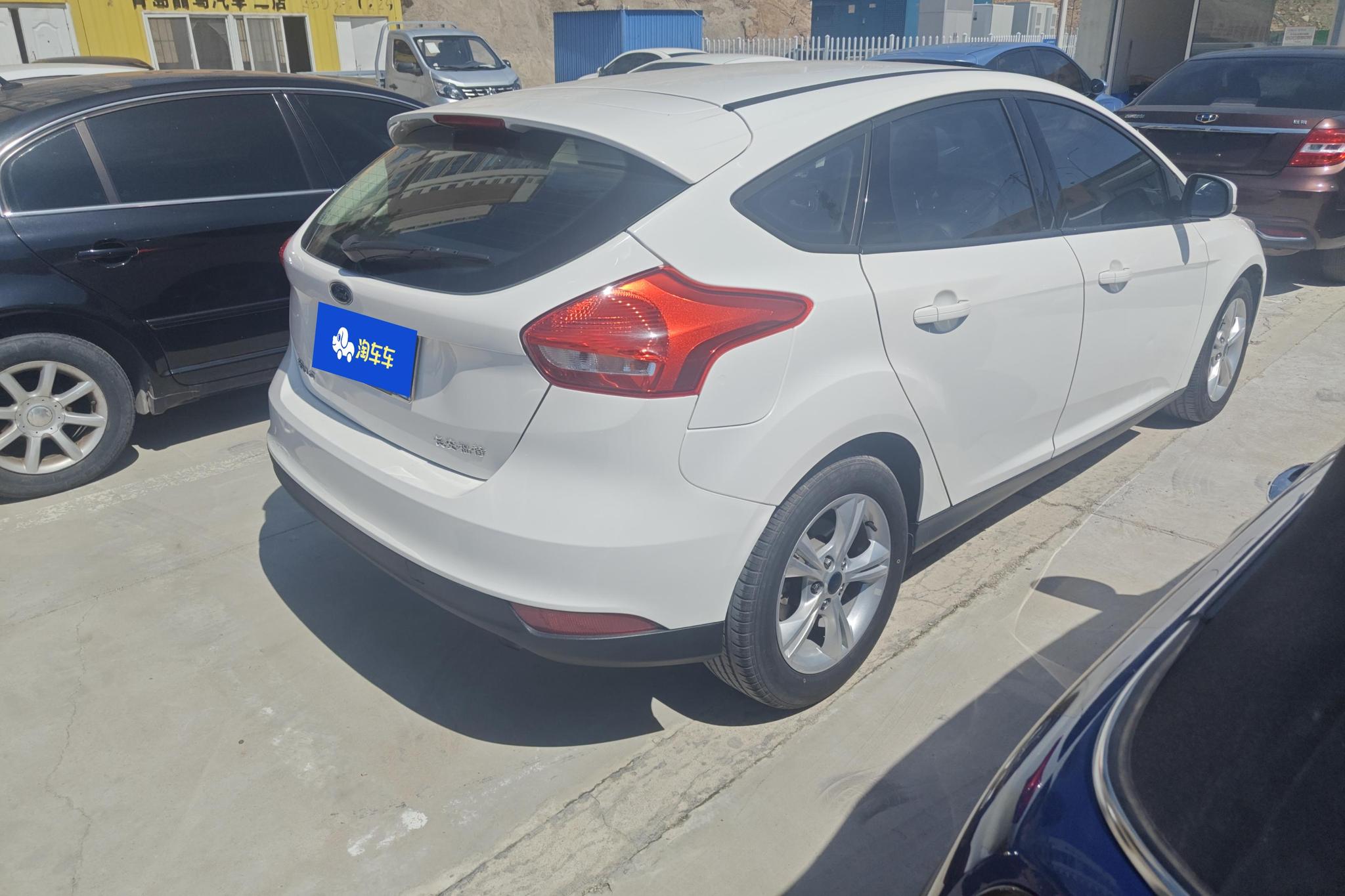 Ford Focus 2015 1.6L AT Comfort