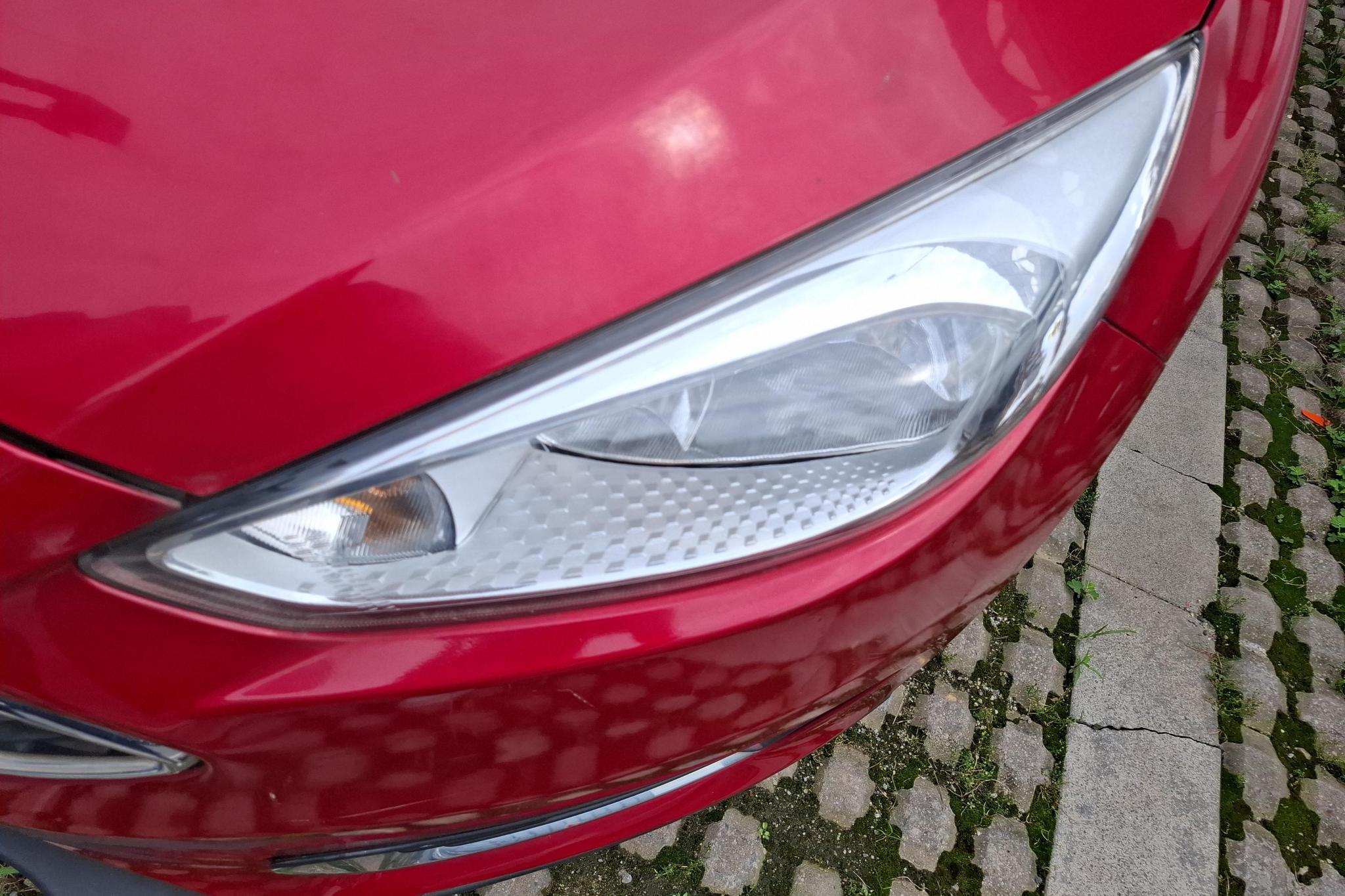 Ford Focus 2015 1.6L AT