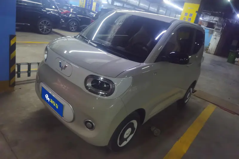 Wuling Hongguang MINI EV — фото 1