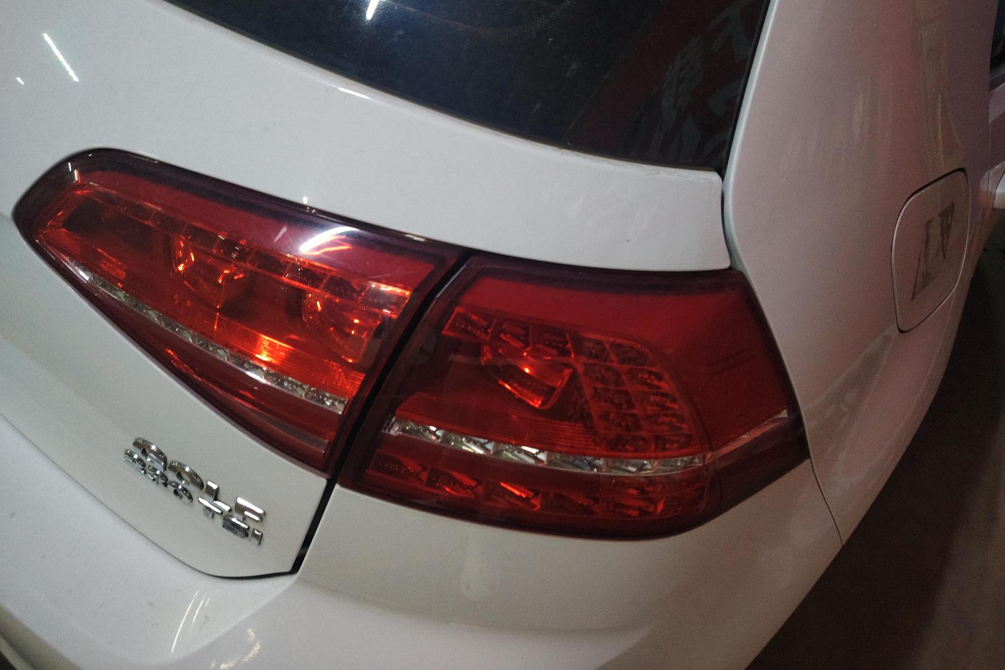 Volkswagen Golf 2017 230TSI AT Luxury