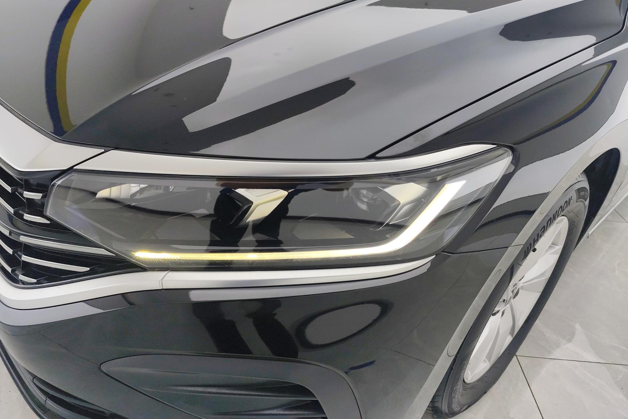 Volkswagen Passat 2024 280TSI