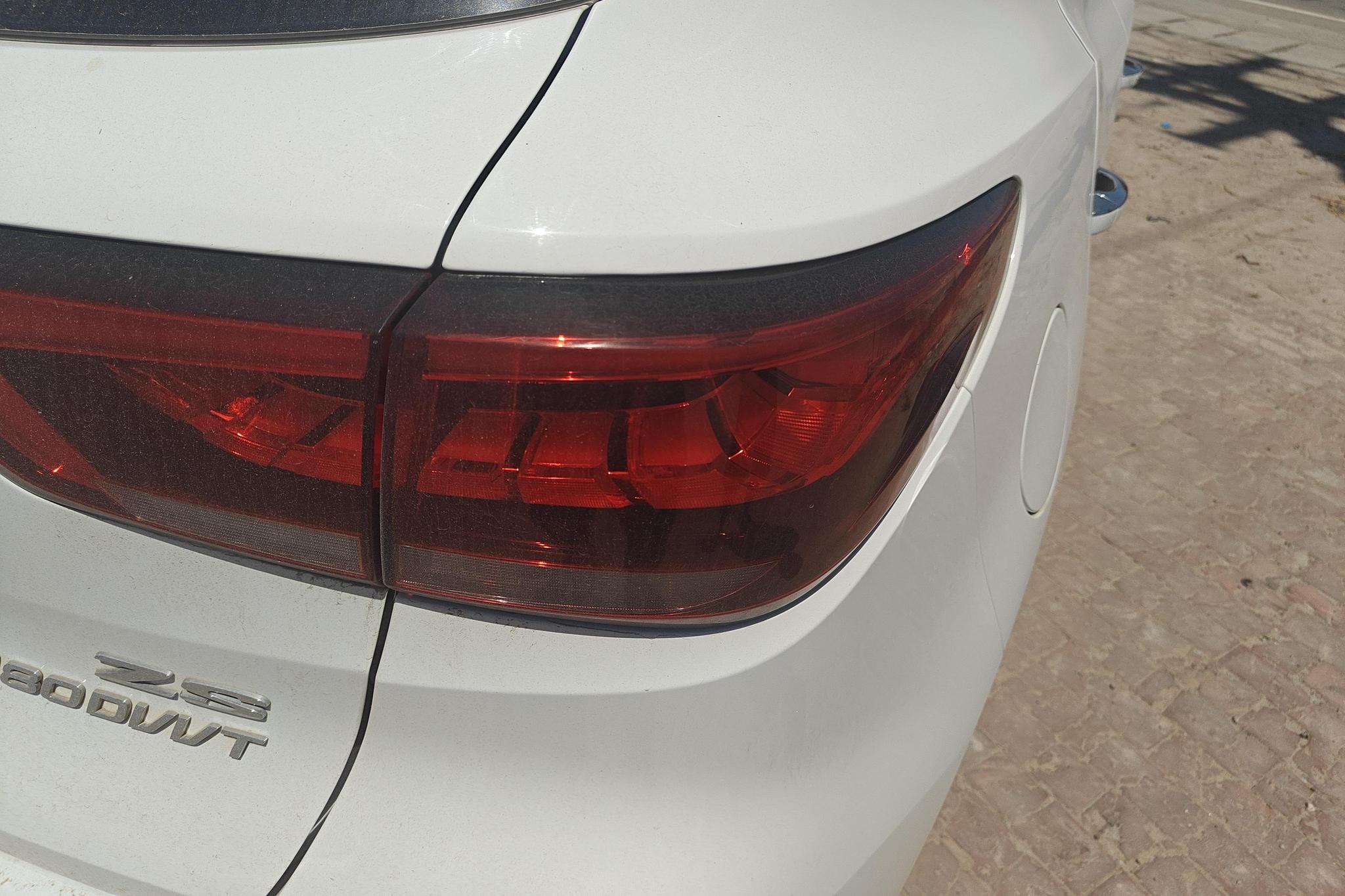 MG ZS 2020 180DVVT AT Up